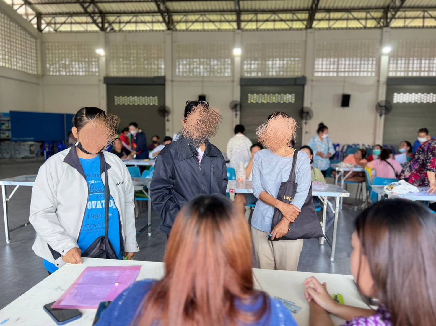 ลงพื้นที่ทำสัญญากู้เงินทุนหมุนเวียน ให้กับกลุ่มอาชีพกองทุนพัฒนาบทบาทสตรี อำเภอบ้านนา