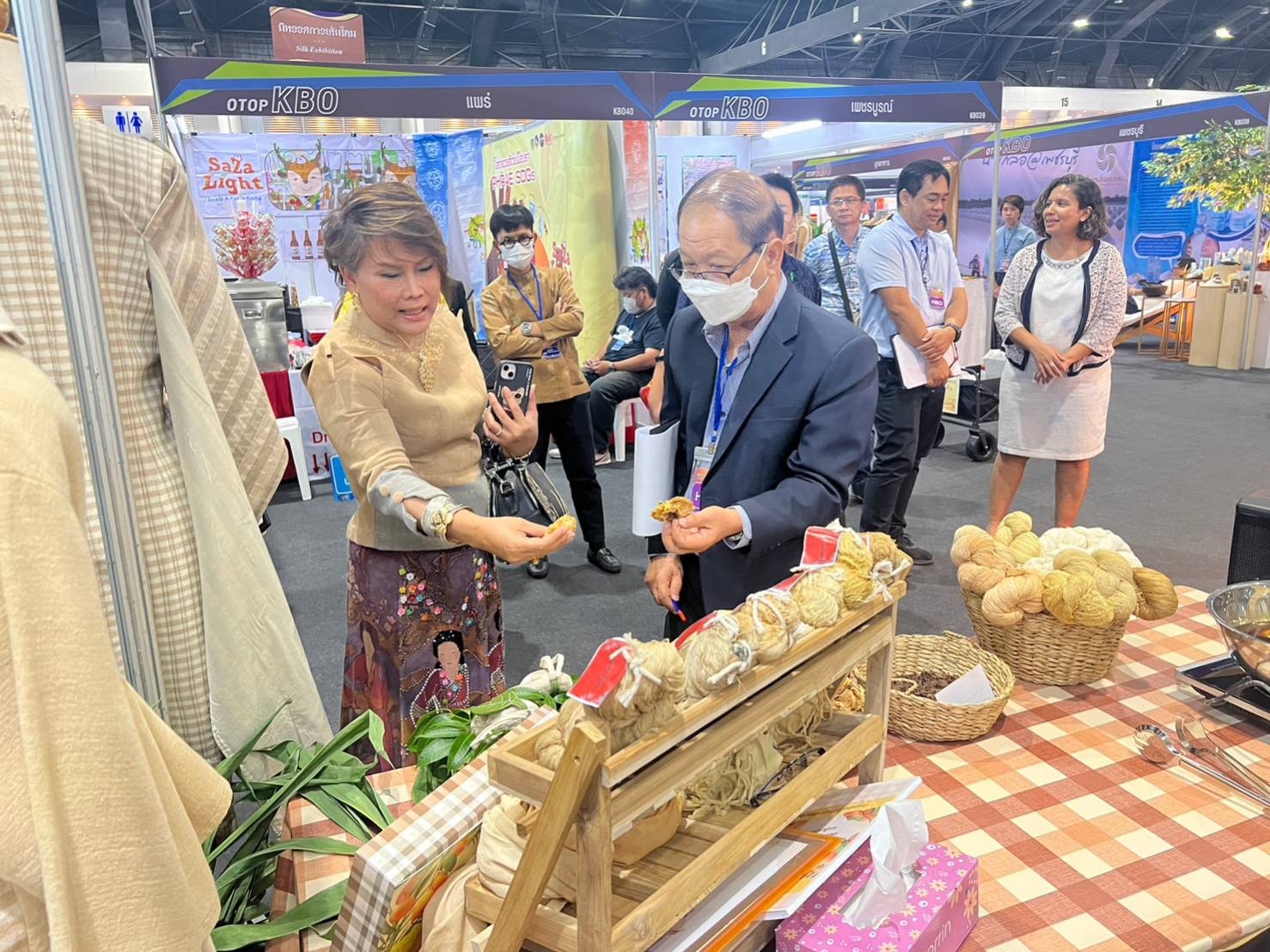 …พช.นครนายก ร่วมกิจกรรมการประกวดและเผยแพร่ผลการดำเนินงานเครือข่ายองค์ความรู้ (Knowledge-based OTOP: KBO) ระดับประเทศ