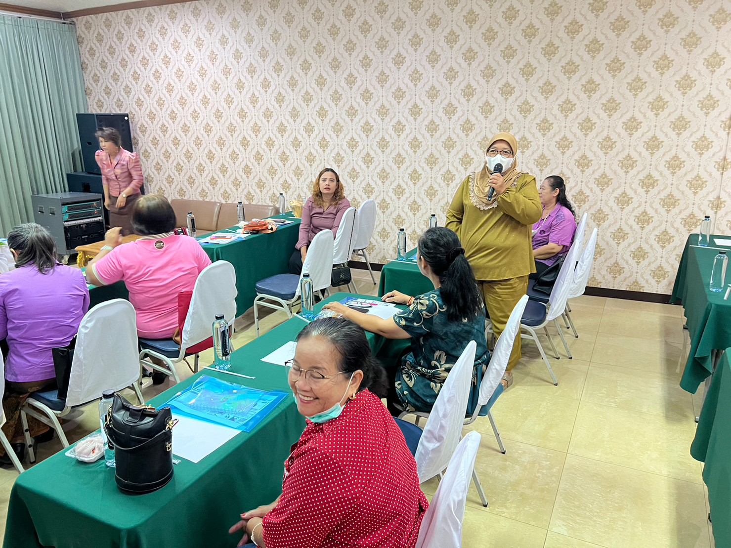 …พช.นครนายก เปิดการประชุมเชิงปฏิบัติการ ส่งเสริมการสร้างรายได้จากกิจการ อาหารปลอดภัยระดับจังหวัด