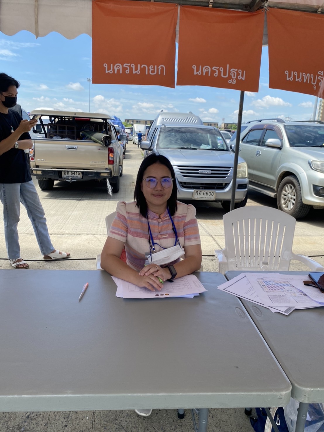 …พช.นครนายก ยกทัพผู้ประกอบการ OTOP ร่วมจำหน่ายสินค้างานศิลปาชีพ ประทีปไทย OTOP ก้าวไกลด้วยพระบารมี ปี 2566