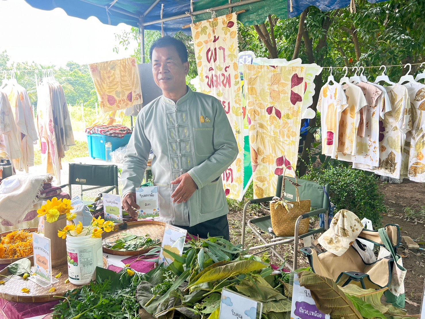 …พช.นครนายก ลงพื้นที่ติดตามการดำเนินงานหนึ่งตำบล หนึ่งผลิตภัณฑ์ (OTOP)