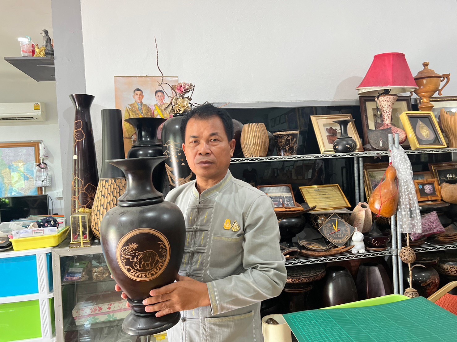 …พช.นครนายก ลงพื้นที่ติดตามการดำเนินงานหนึ่งตำบล หนึ่งผลิตภัณฑ์ (OTOP)