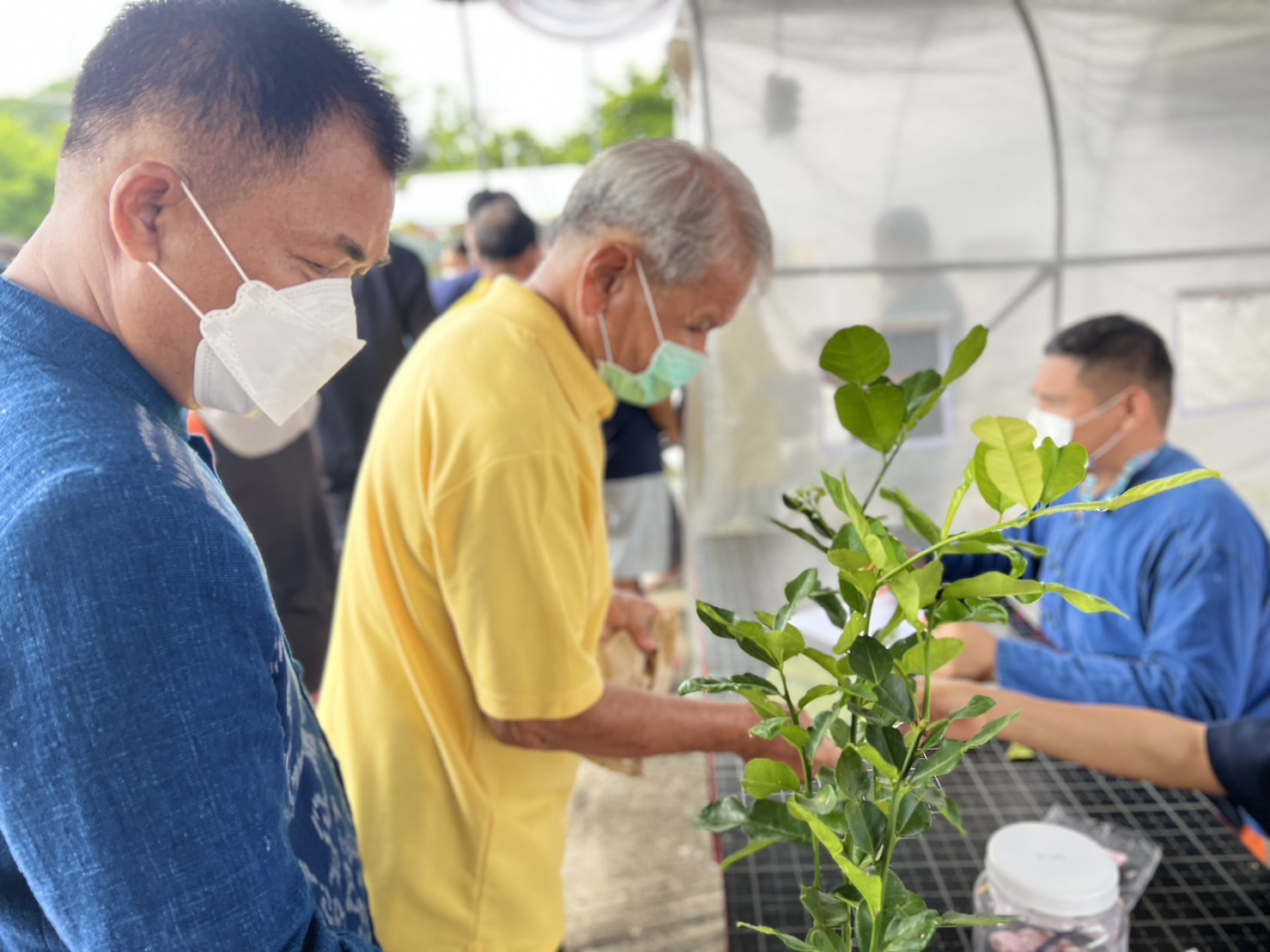 … พช.นครนายก ร่วมพิธีเปิดงานโครงการคลินิกเกษตรเคลื่อนที่ในพระราชานุเคราะห์ สมเด็จพระบรมโอรสาธิราชฯ สยามมกุฎราชกุมารเฉลิมพระเกียรติ เนื่องในโอกาสวันเฉลิมพระชนมพรรษา 28 กรกฎาคม 2566