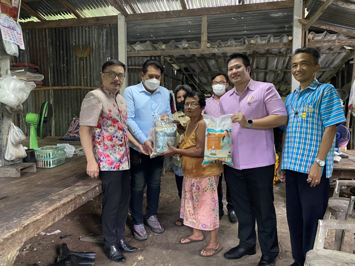 …พช.นครนายก ลงพื้นที่ตรวจเยี่ยมครัวเรือนที่เข้าร่วมโครงการบ้านห่วงใย จากใจ GLO ปี 2566 ในพื้นที่อำเภอเมืองนครนายก จังหวัดนครนายก