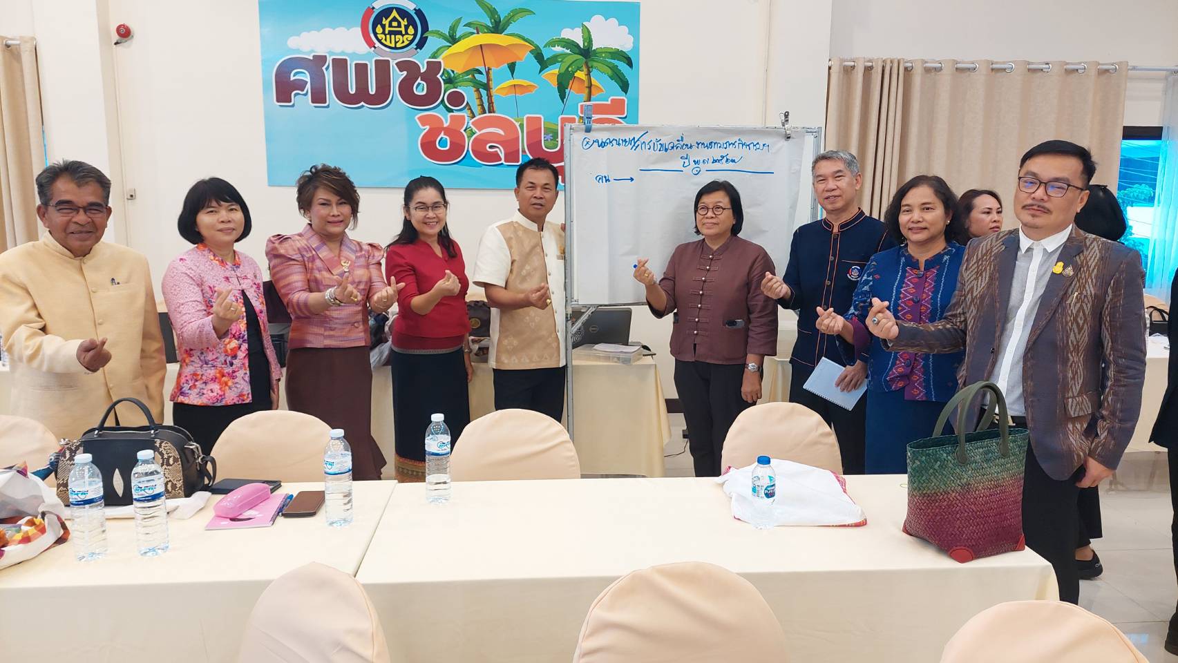 …พจ.นครนายก ผนึกกำลังนำทีมบู้/บุ๋น ร่วมประชุมเชิงปฏิบัติการตรวจติดตามผลการดำเนินงานของหน่วยตรวจรับรายไตรมาส ครั้งที่ 4/2566