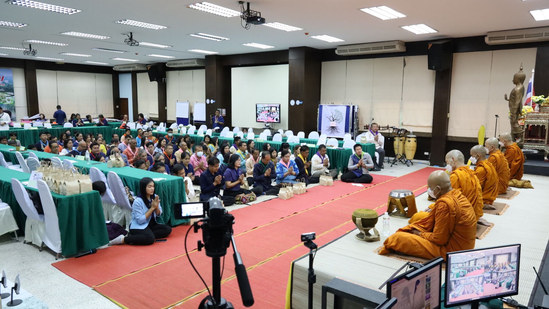 …พช.นครนายก ร่วมแลกเปลี่ยนวิทยากรจิตอาสาพัฒนาชุมชน โครงการพัฒนาเศรษฐกิจพอเพียงอย่างยั่งยืน