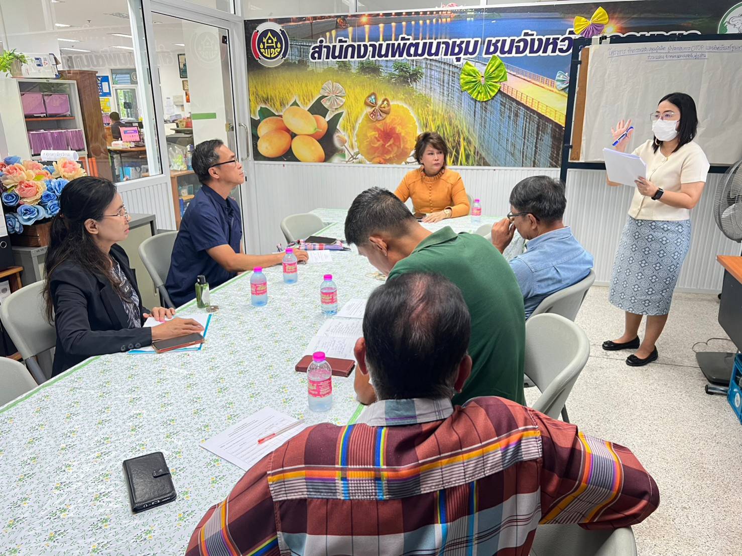 …พช.นครนายก ดำเนินกิจกรรมถอดบทเรียน การทดสอบตลาดและกิจกรรมสนับสนุนผู้ผลิต ผู้ประกอบการ OTOP และผลิตภัณฑ์ชุมชน ร่วมแสดง จำหน่ายและเจรจาจับคู่ธุรกิจ