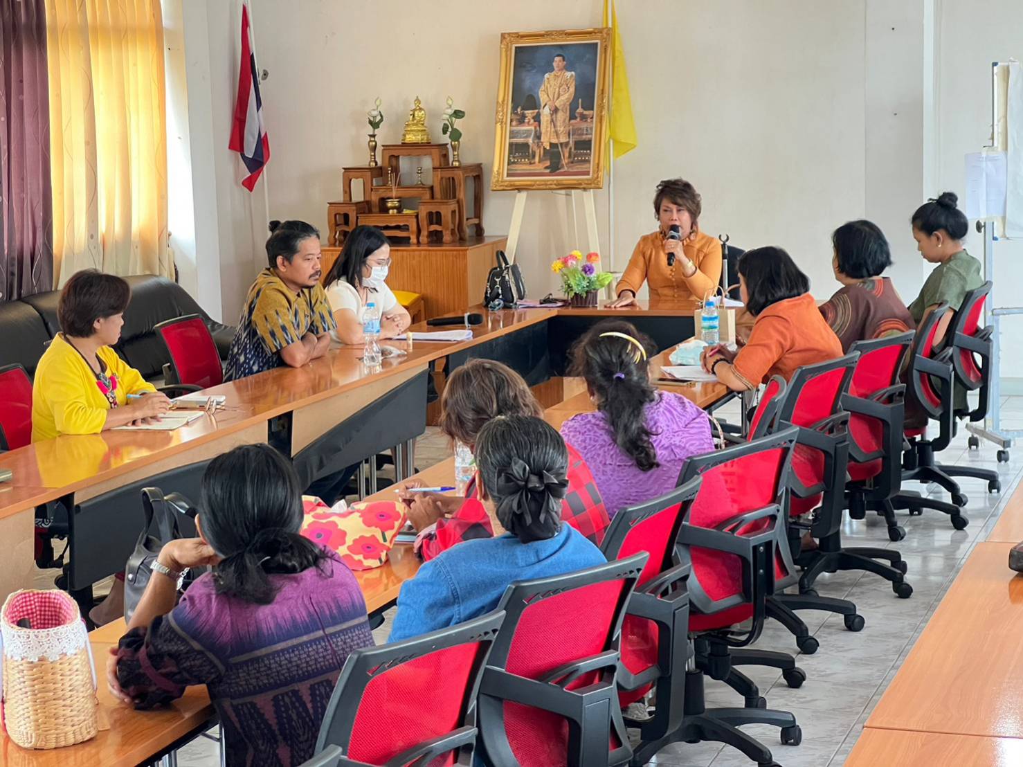 …พช.นครนายก ดำเนินกิจกรรมถอดบทเรียน การทดสอบตลาดโครงการพัฒนาการผลิตสินค้าเกษตรปลอดภัย/เกษตรอินทรีย์ และส่งเสริมวิสาหกิจชุมชนเพื่อเพิ่มมูลค่าผลผลิต