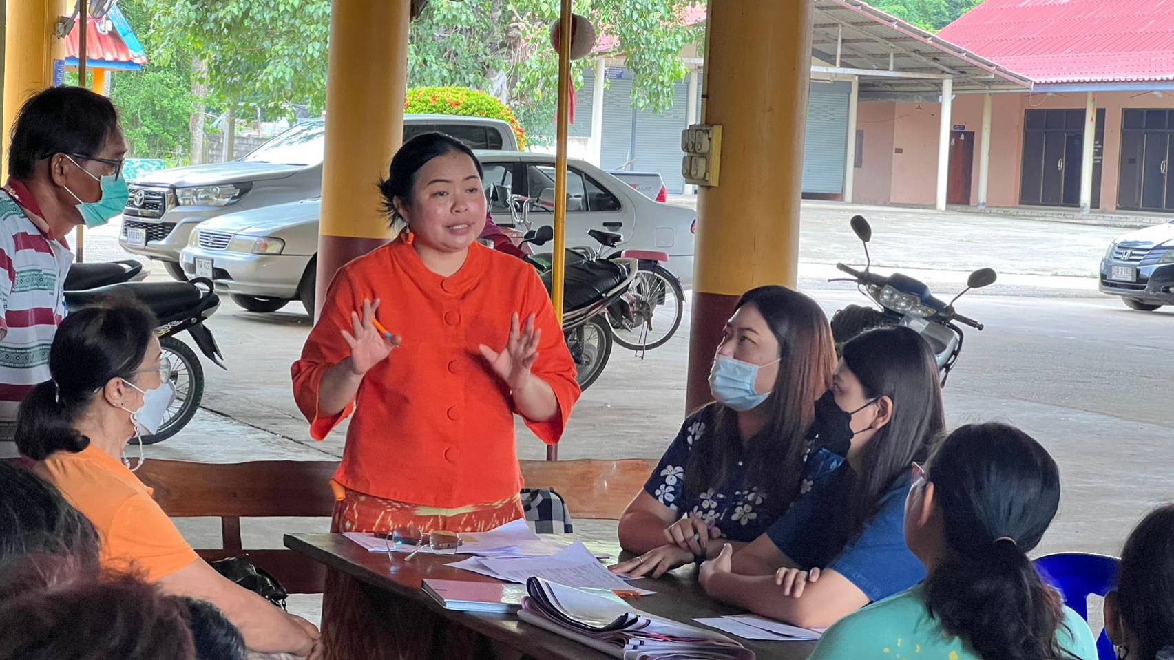 …พช.นครนายก : ลงพื้นที่ติดตามสนับสนุนการดำเนินงานกองทุนพัฒนาบทบาทสตรีจังหวัดนครนายก