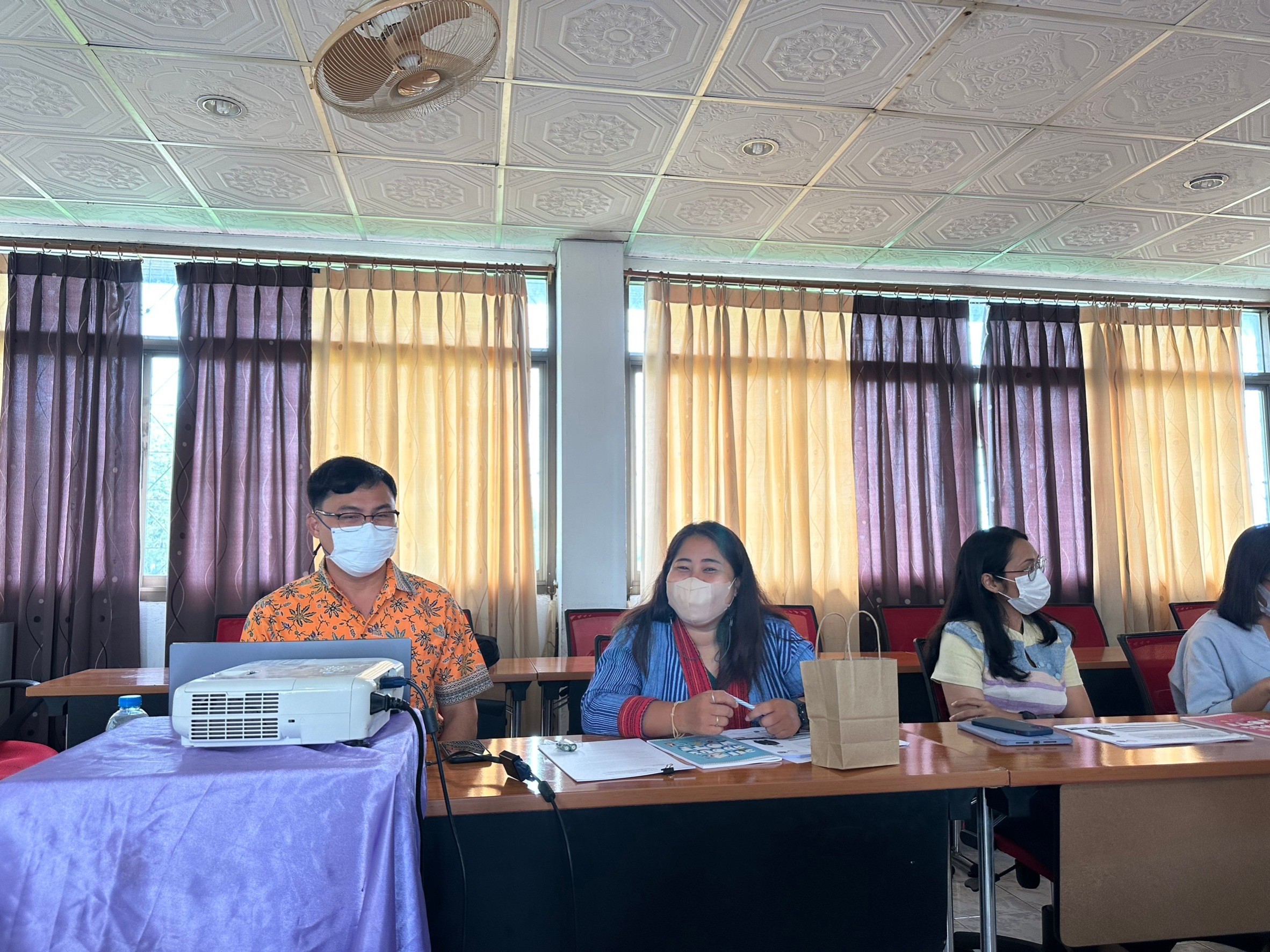 …พช.นครนายก จัดประชุมเชิงปฏิบัติการและถอดบทเรียน รายงานผลการดำเนินงานตามโครงการพัฒนาคุณภาพชีวิตด้านการศึกษาและเพิ่มทักษะการประกอบอาชีพ ประจำปีงบประมาณ พ.ศ. 2566