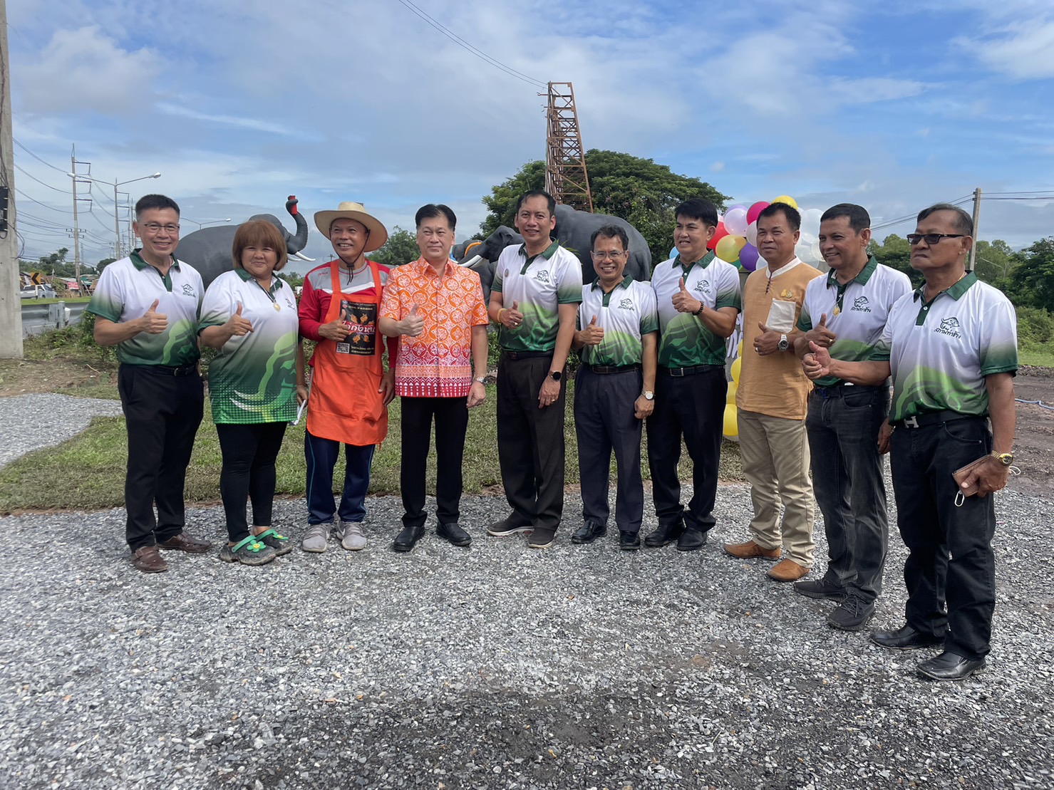 …พช.นครนายก ร่วมเปิดตลาดสถานีท่าช้าง เพื่อส่งเสริมการกระตุ้นทางเศรษฐกิจของชุมชน ของวิสาหกิจชุมชนจังหวัดนครนายก