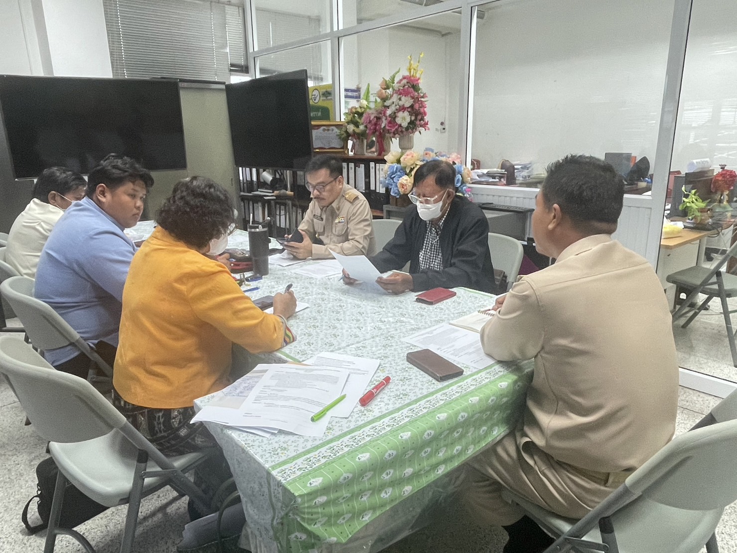 …พจ.นครนายกประชุมเตรียมความพร้อมในการจัดพิธีมอบเงินพระราชทานขวัญถุงกองทุนแม่ของแผ่นดินจังหวัดนครนายก ปี 2566