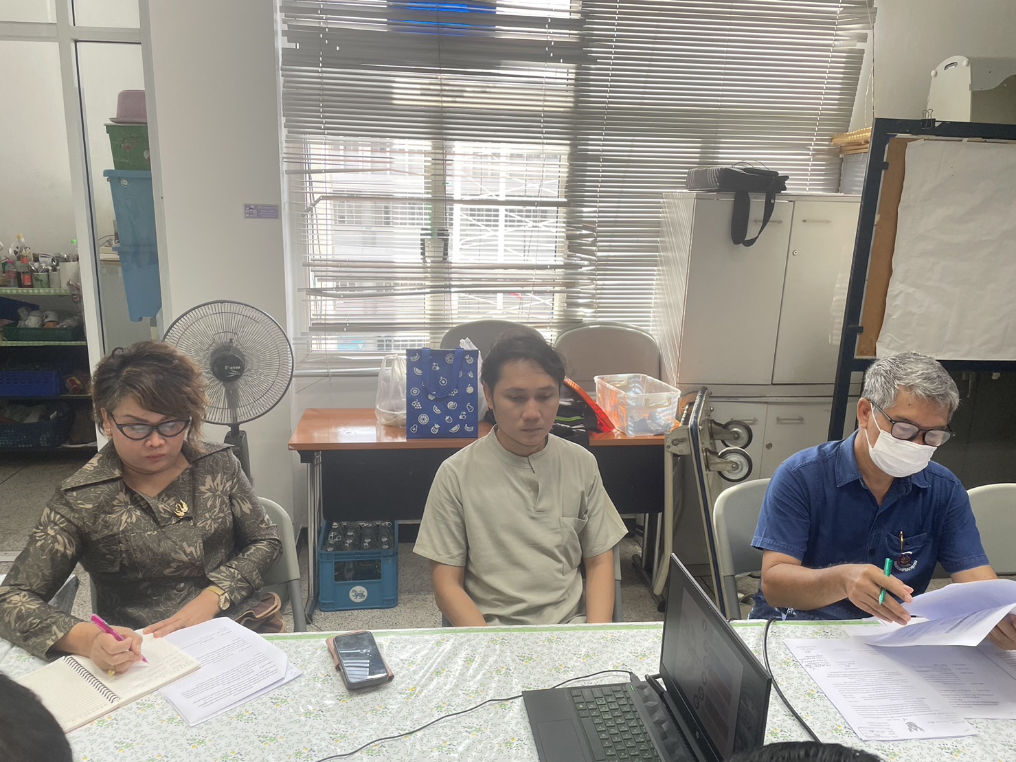 …พช.นครนายก ร่วมประชุมคณะทำงานดำเนินการจัดทำผังการใช้ประโยชน์ที่ดิน แบบรูปรายการ และประมาณการราคาในพื้นที่จังหวัดนำร่องการขับเคลื่อนเขตพัฒนาเศรษฐกิจพอเพียง (SEDZ) ด้วยโมเดลเศรษฐกิจใหม่ เพื่อติดตามความก้าวหน้าในการดำเนินงาน