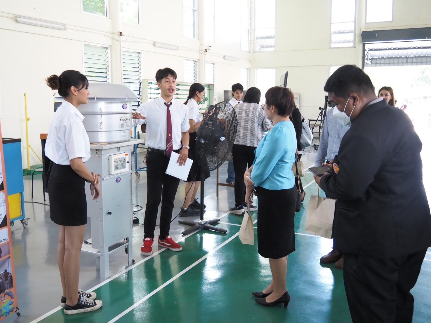 …พช.นครนายก ร่วมศึกษาเยี่ยมชมกิจกรรมการเรียนการสอนของมหาวิทยาลัยเทคโนโลยีราชมงคลธัญบุรี