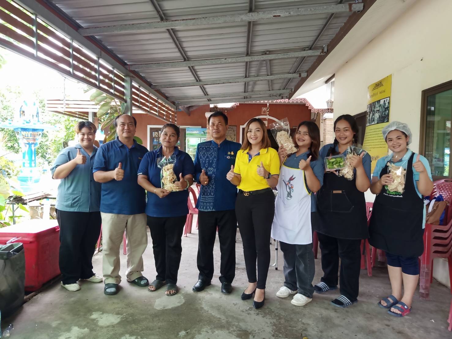 …พช.นครนายก ลงพื้นที่ร่วมกับมหาวิทยาลัยเทคโนโลยีราชมงคลธัญบุรี เพื่อติดตามการดำเนินงานทุน“คูปองวิทย์เพื่อโอทอป” ปี 2566