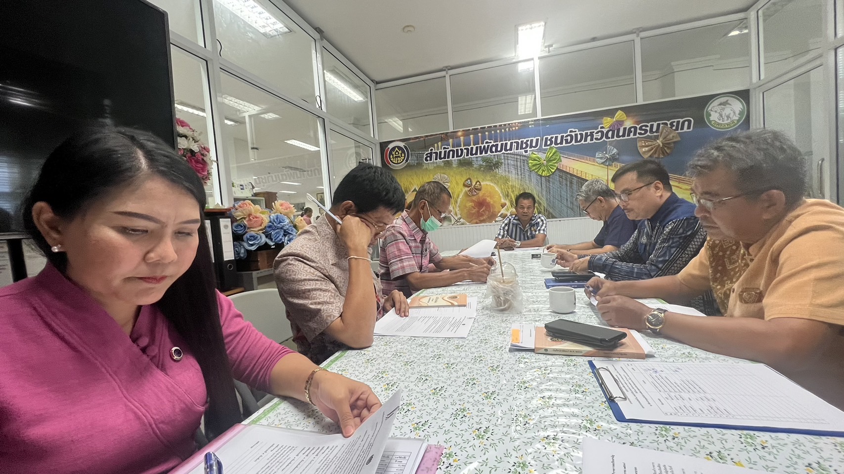 …พช.นครนายกร่วมประชุมคณะกรรมการกลั่นกรองผลการปฏิบัติราชการของข้าราชการพลเรือนสามัญสังกัดกรมการพัฒนาชุมชน จังหวัดนครนายก