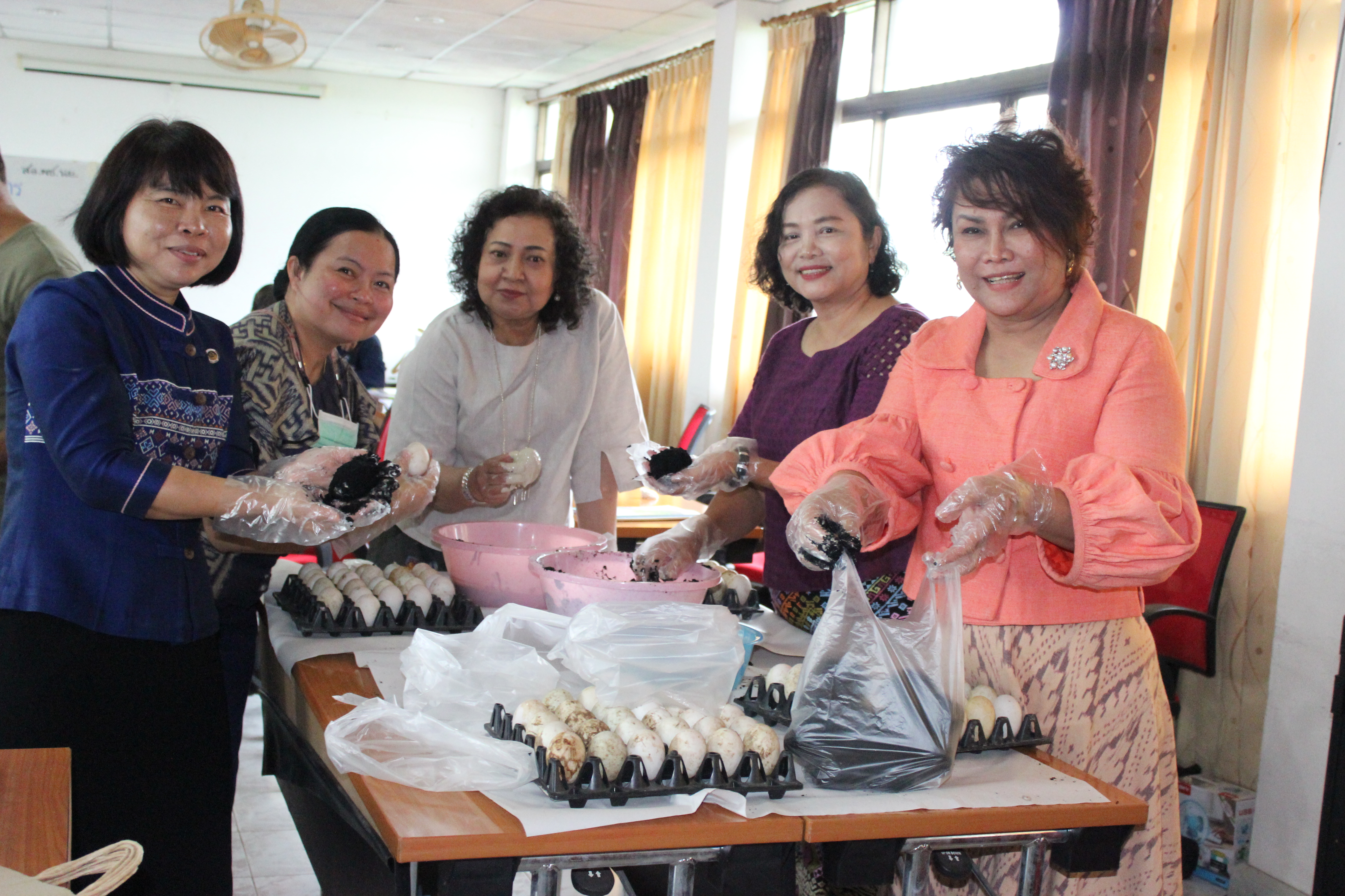 พช.นครนายก ร่วมจัดโครงการส่งเสริมความสัมพันธ์ สอ.พช.นครนายก