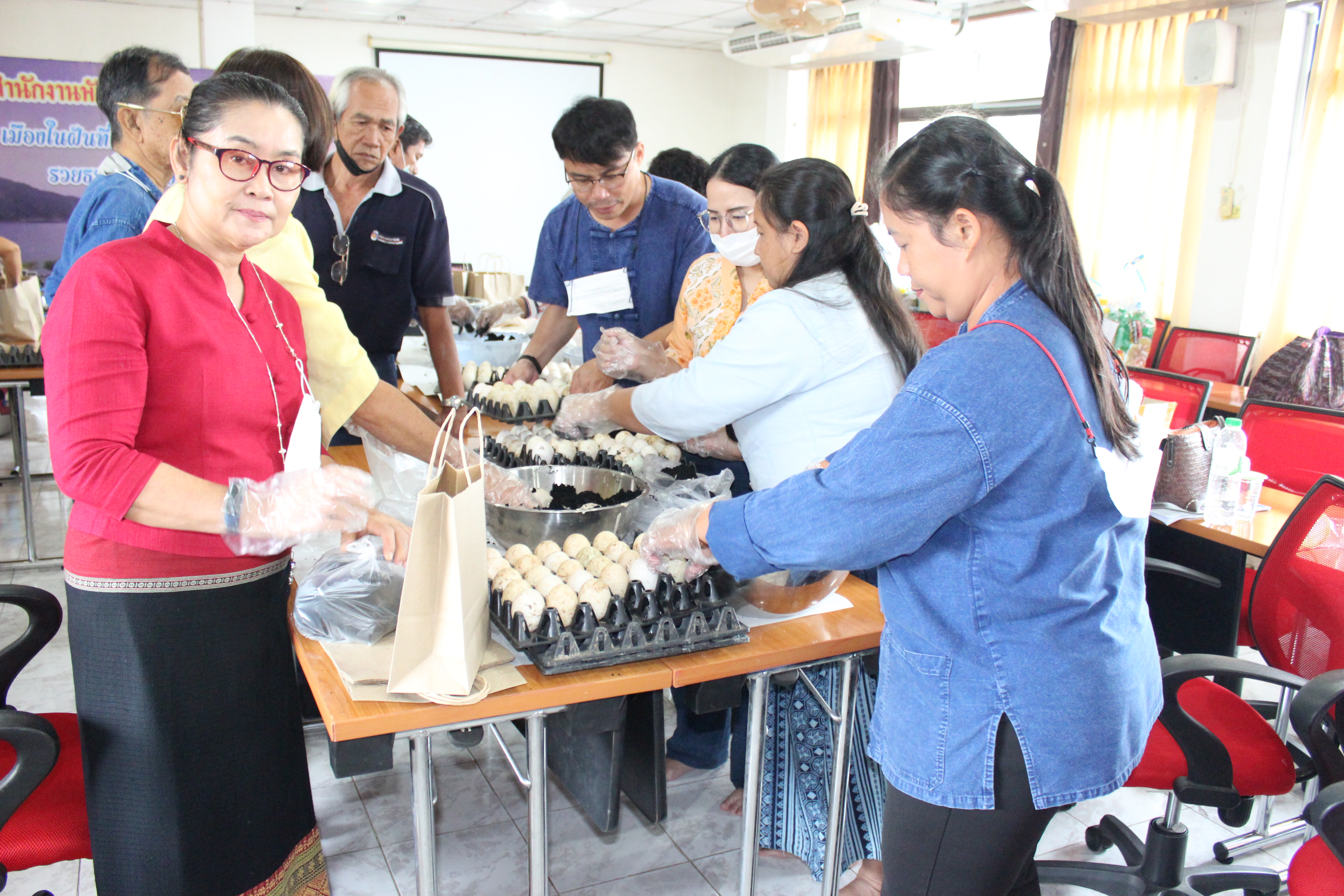 พช.นครนายก ร่วมจัดโครงการส่งเสริมความสัมพันธ์ สอ.พช.นครนายก