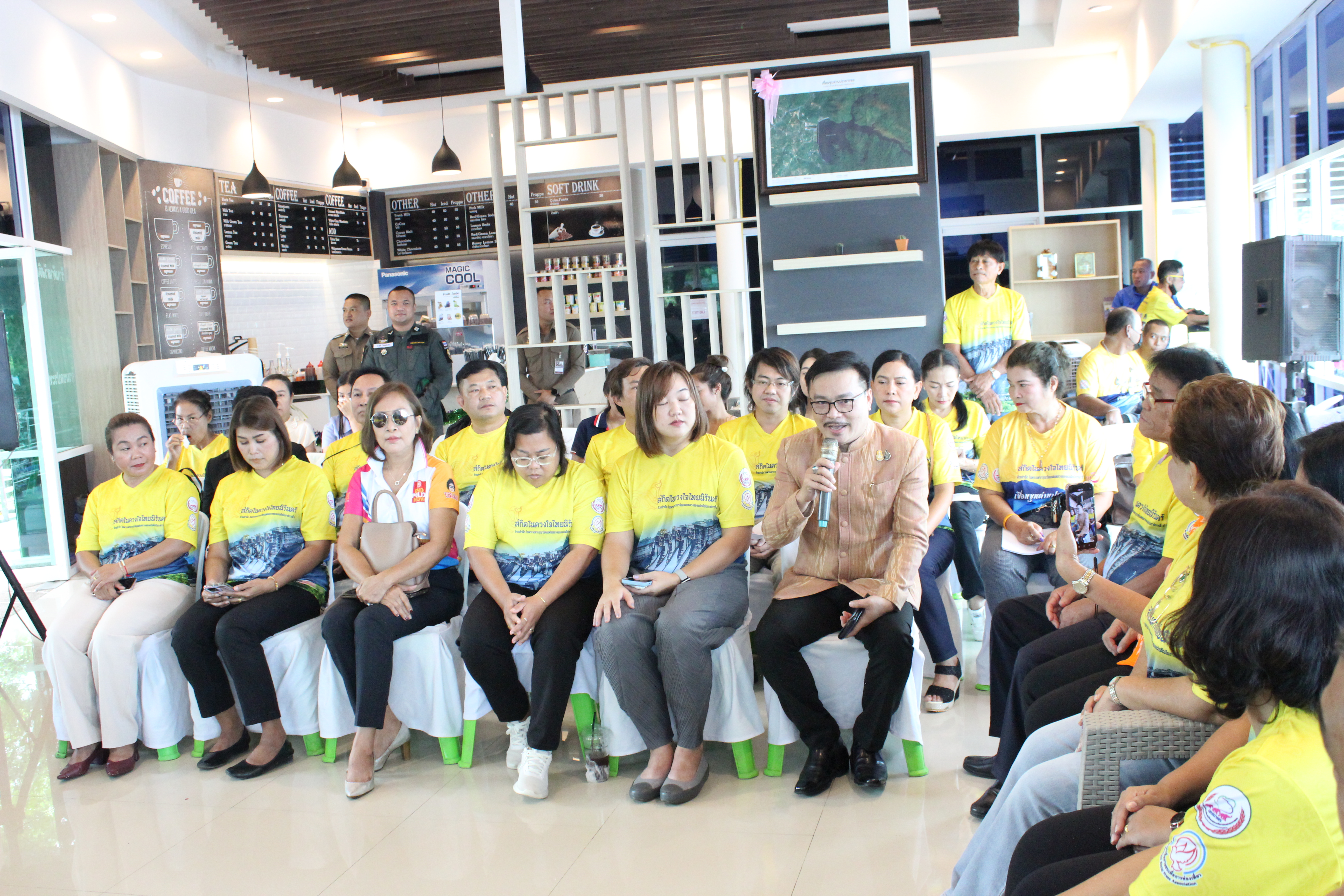 พช.นครนายก ร่วมงานแถลงข่าวการจัดงานประเพณีใส่บาตรเพื่อพ่อ ประจำปี 2566