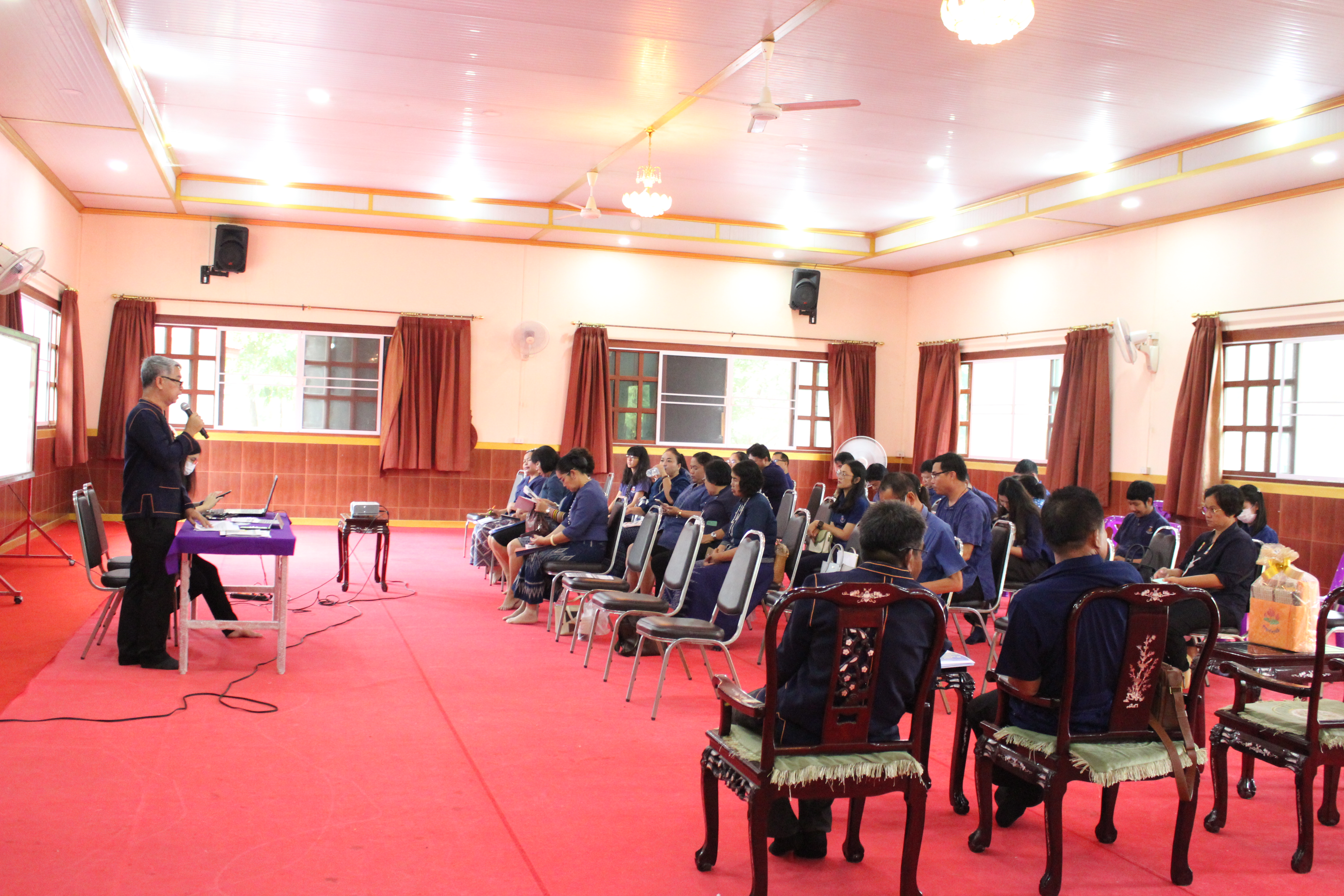 …พช.นครนายก ร่วมกิจกรรมวันคล้ายวันก่อตั้งกรมการพัฒนาชุมชน ครบรอบ 61 ปี และร่วมรับฟังการถ่ายทอดการประชุมทาง TV พช.