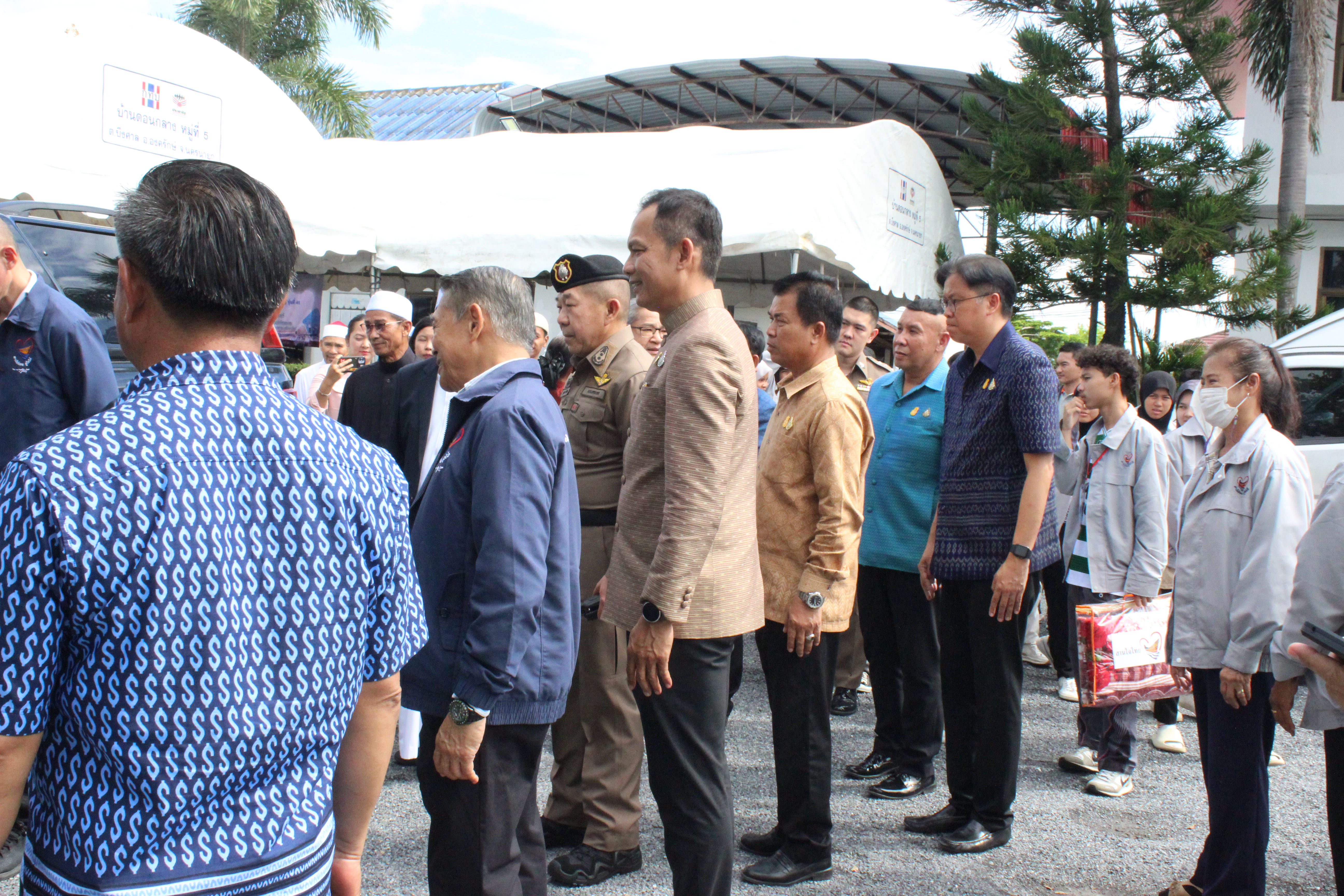 …พช.นครนายก ลงพื้นที่เยี่ยมเยาวชนและครอบครัวอุปถัมภ์โครงการ “สานใจไทย สู่ใจใต้” รุ่นที่ 41