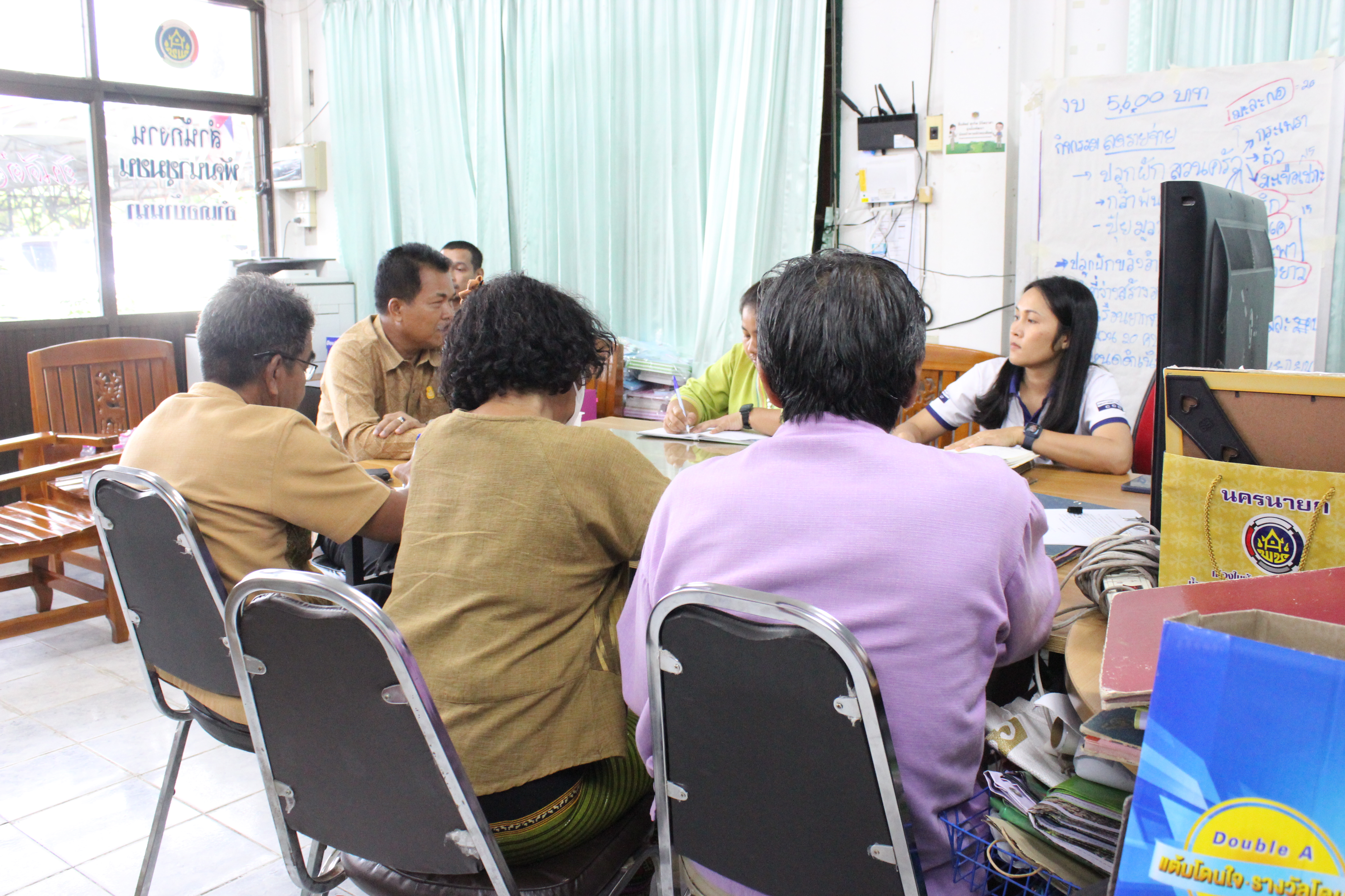 …พช.นครนายก ลงพื้นที่ติดตามสนับสนุนการขับเคลื่อนงานพัฒนาชุมชนประจำปีงบประมาณ พ.ศ. 2567 อำเภอบ้านนา