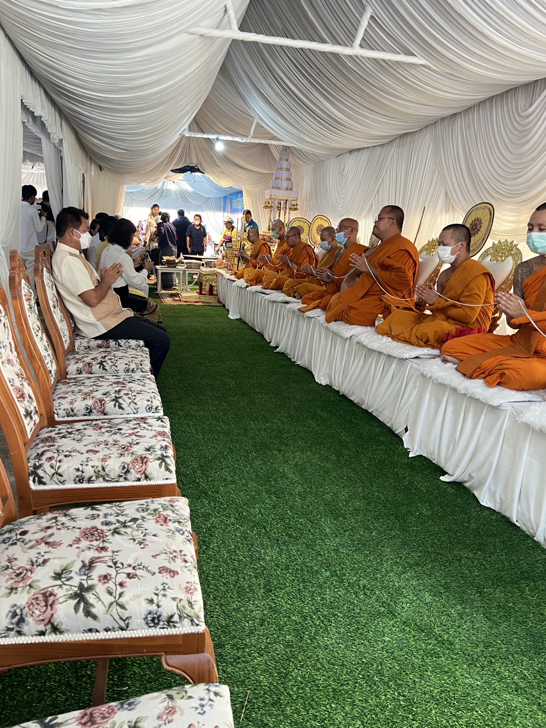 …พช.นครนายก ร่วมประเพณีกวนข้าวกระยาสาร์ท สาร์ทเดือนสิบ ณ วัดมณีวงศ์ ตำบลดงละคร อำเภอเมืองนครนายก จังหวัดนครนายก