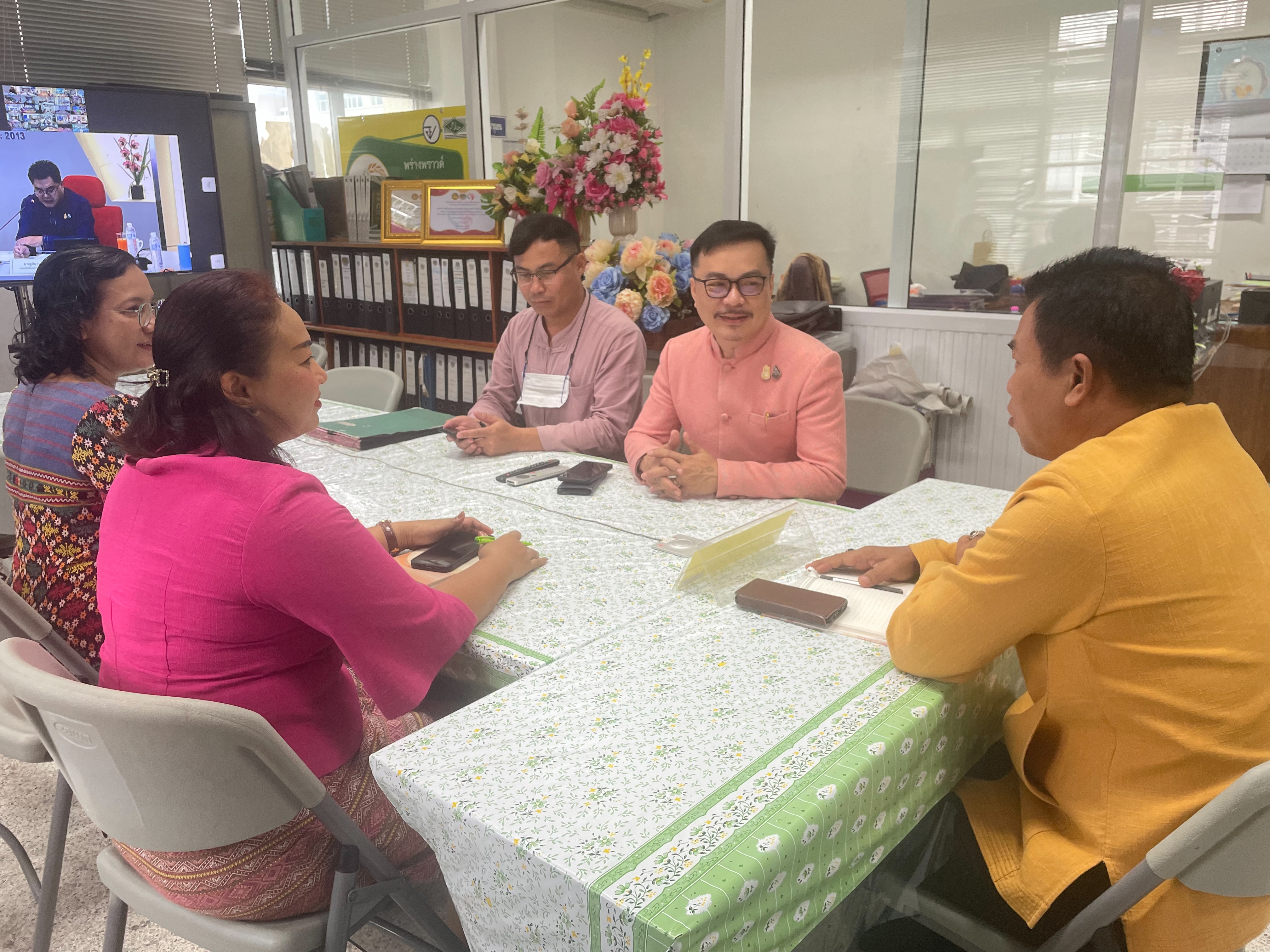 …พช.นครนายก ร่วมฝึกอบรมหลักสูตรการใช้งานแพลตฟอร์มบริการดิจิทัล Click ชุมชน สำหรับบริการประชาชน