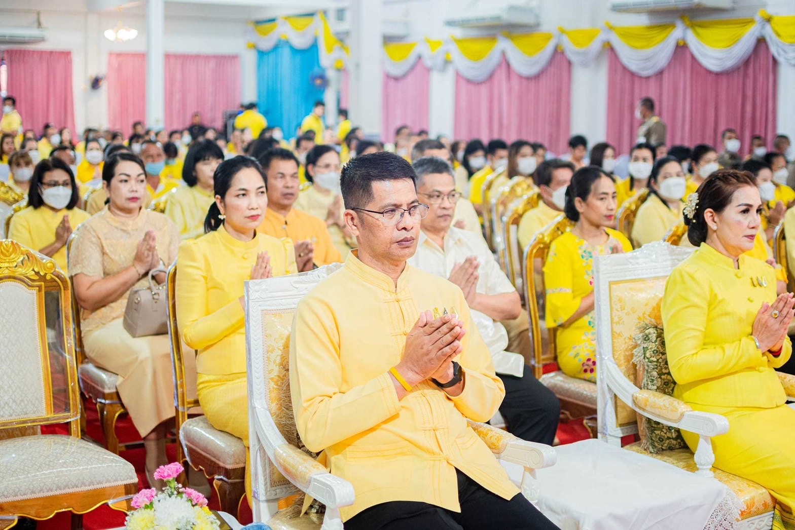 …พช.นครนายก ร่วมพิธีสวดพระพุทธมนต์ถวายเป็นพระราชกุศลเนื่องใน “วันนวมินทรมหาราช” พระบาทสมเด็จพระบรมชนกาธิเบศร มหาภูมิพลอดุลยเดชมหาราช บรมนาถบพิตร