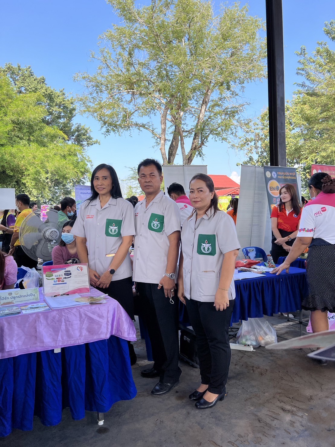 …พช.นครนายก : พัฒนาการจังหวัดนครนายกนำทีมพัฒนาชุมชนจังหวัด/สพอ.ปากพลี ร่วมโครงการ “หน่วยบำบัดทุกข์ บำรุงสุข สร้างรอยยิ้มและความปรองดองสมานฉันท์ให้ประชาชนจังหวัดนครนายก” และหน่วยแพทย์เคลื่อนที่ฯ ครั้งที่ 1/2567