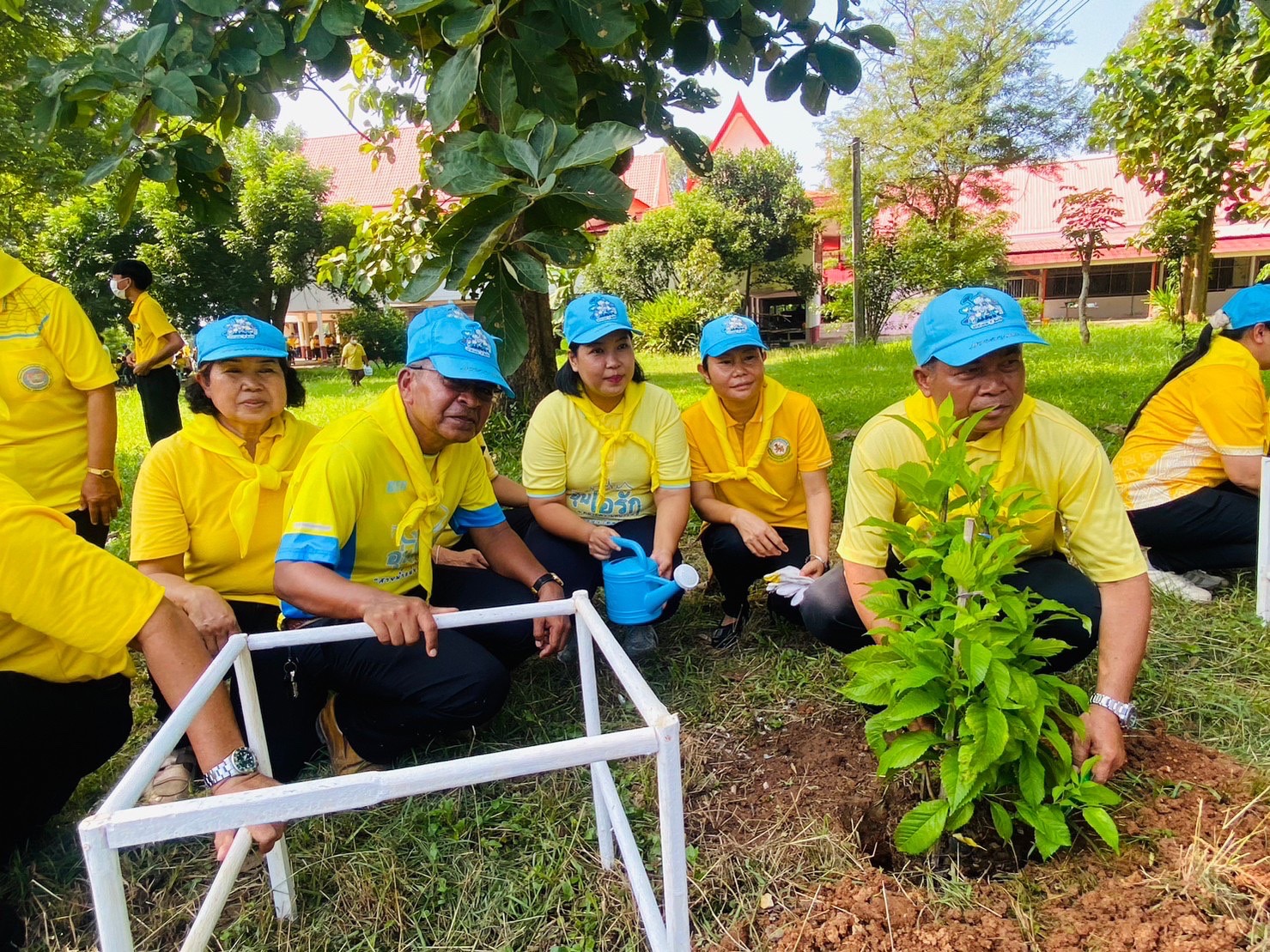 …พช.นครนายก ร่วมกิจกรรมจิตอาสาพัฒนาศาสนสถาน เนื่องในโอกาสวันคล้ายวันสวรรคตพระบาทสมเด็จพระจุลจอมเกล้าเจ้าอยู่หัว