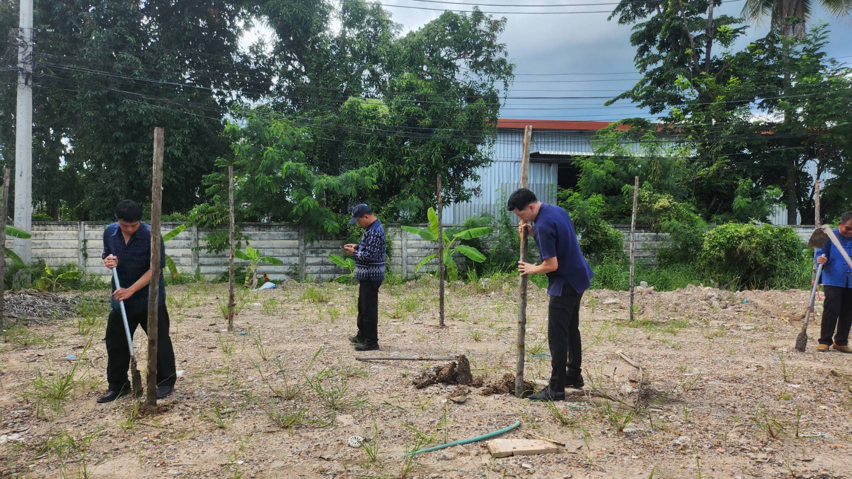 …พช.นครนายก ร่วมกิจกรรมเตรียมแปลง “สตรีปลูกผัก ปลูกรัก กับ พช.”