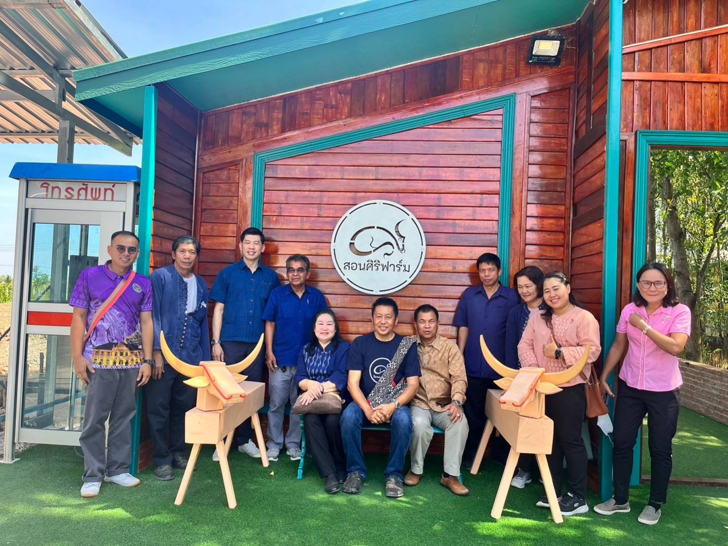 …พช.นครนายก นำทีม เข้าศึกษาดูงานแหล่งเรียนรู้และอนุรักษ์ควายไทย “สอนศิริฟาร์ม” อ.บ้านสร้าง จ.ปราจีนบุรี