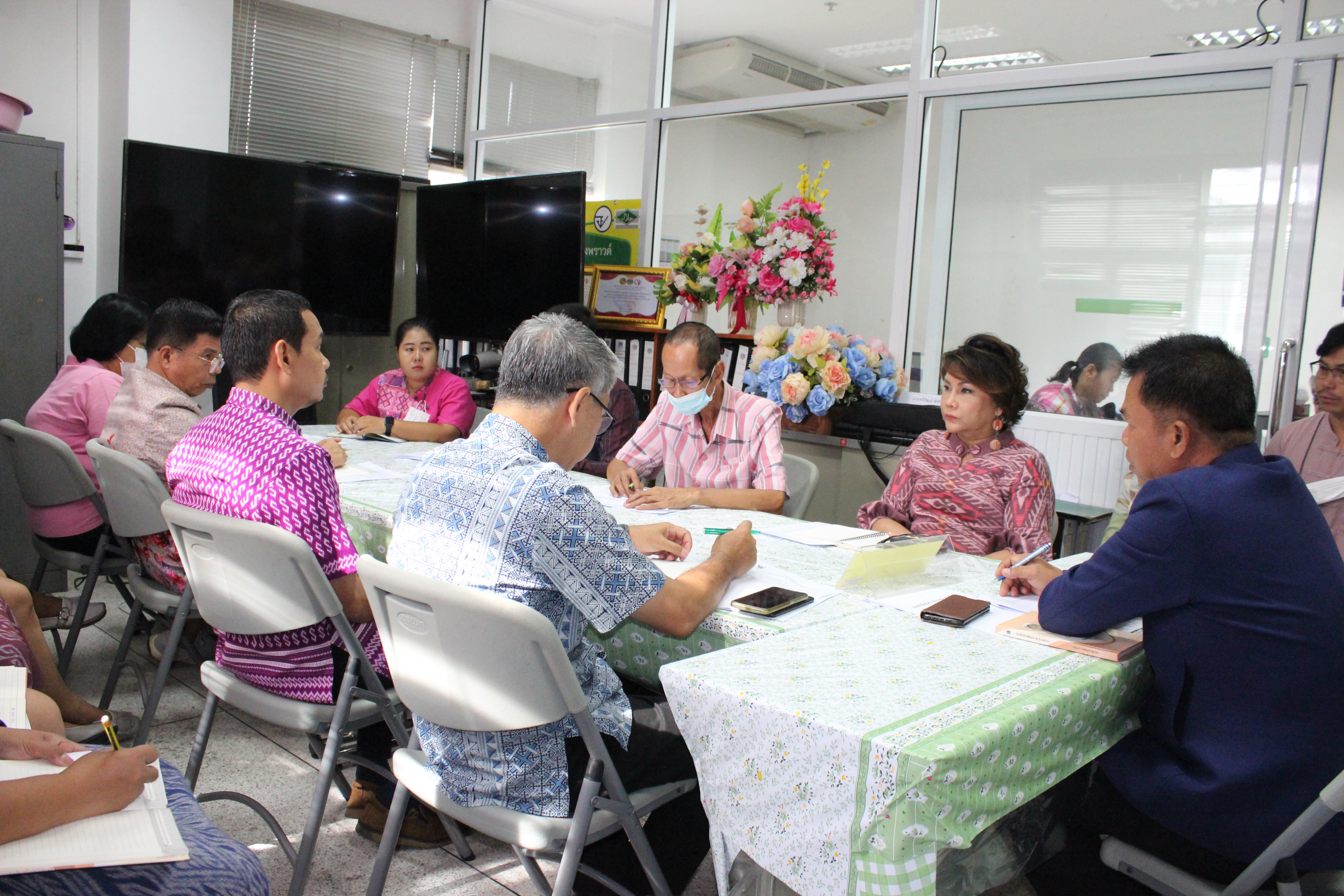 …พช.นครนายก ร่วมประชุมสำนักงานพัฒนาชุมชนจังหวัดนครนายก เพื่อขับเคลื่อนงานพัฒนาชุมชน ประจำปีงบประมาณ พ.ศ.2567