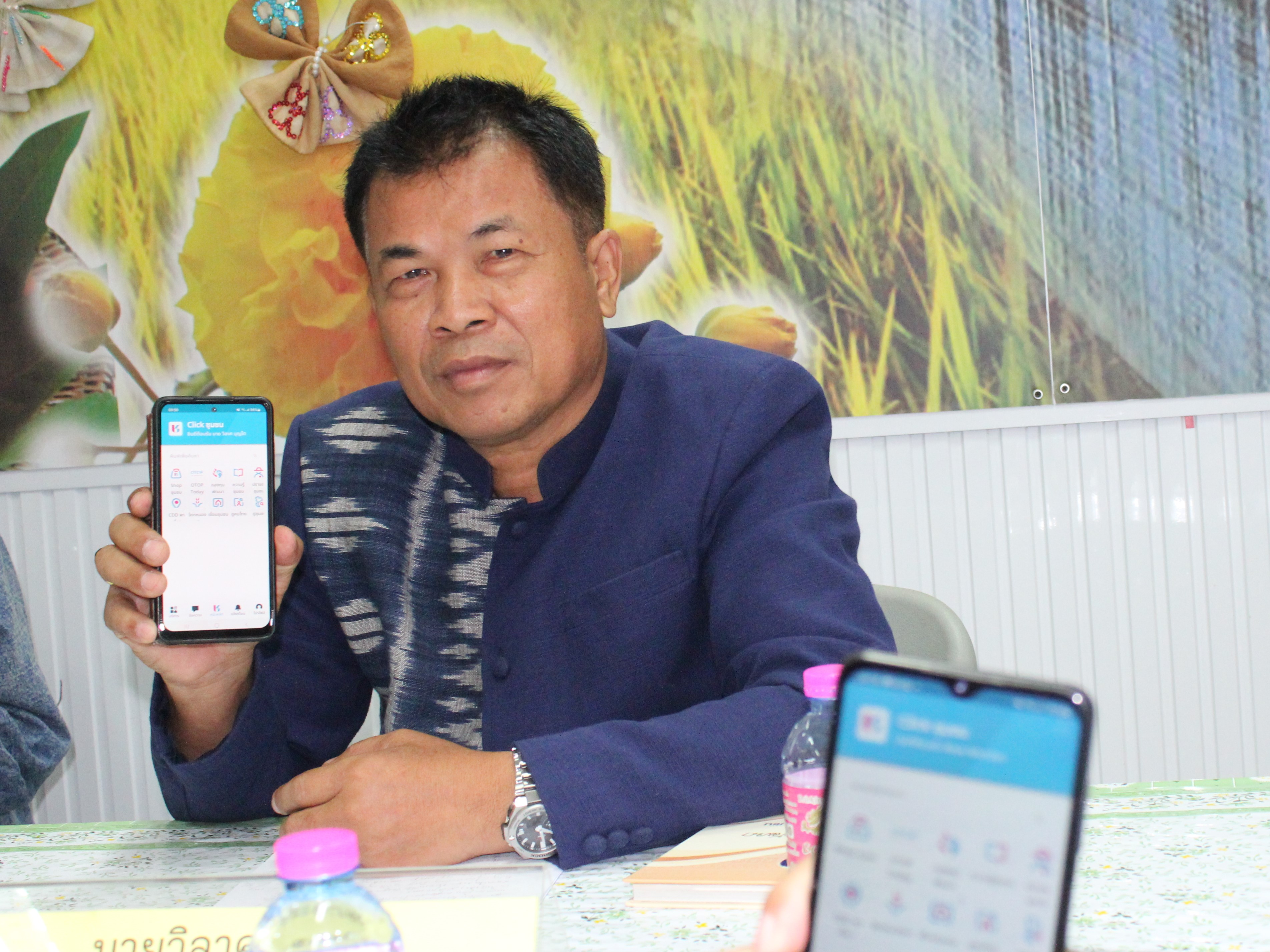 …พช.นครนายก ร่วมดาวน์โหลดและประชาสัมพันธ์ “แอฟพลิเคชั่น แพลตฟอร์มบริการ “Click ชุมชน”