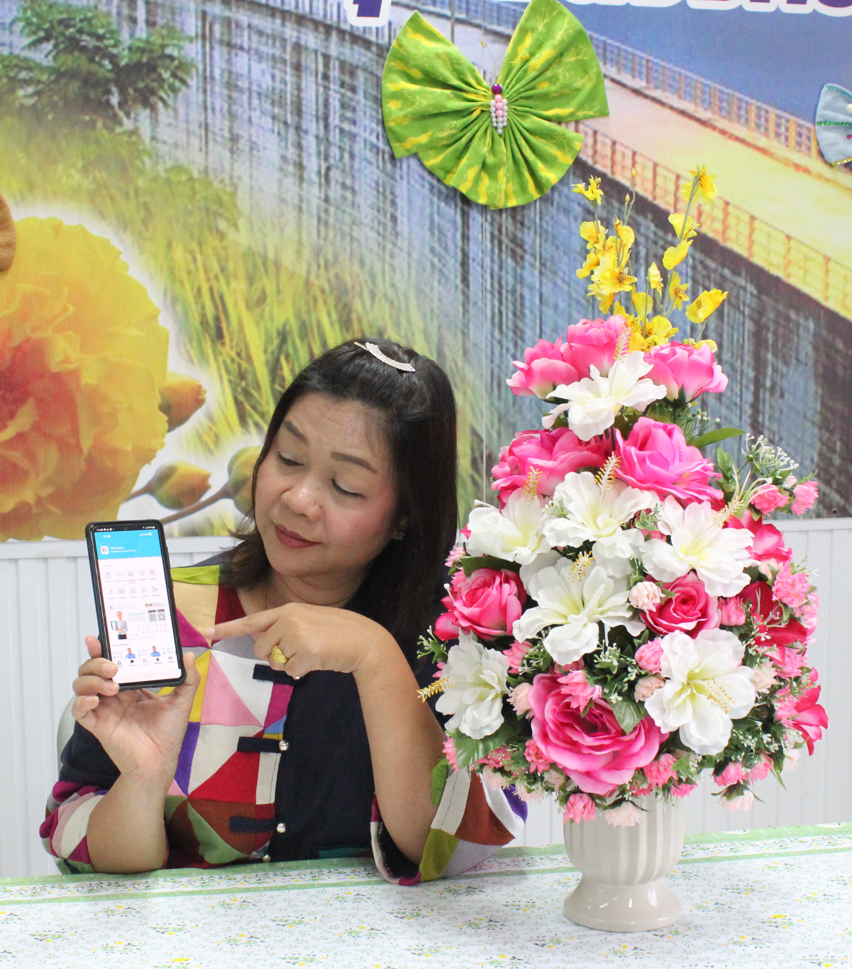 …พช.นครนายก ร่วมดาวน์โหลดและประชาสัมพันธ์ “แอฟพลิเคชั่น แพลตฟอร์มบริการ “Click ชุมชน”