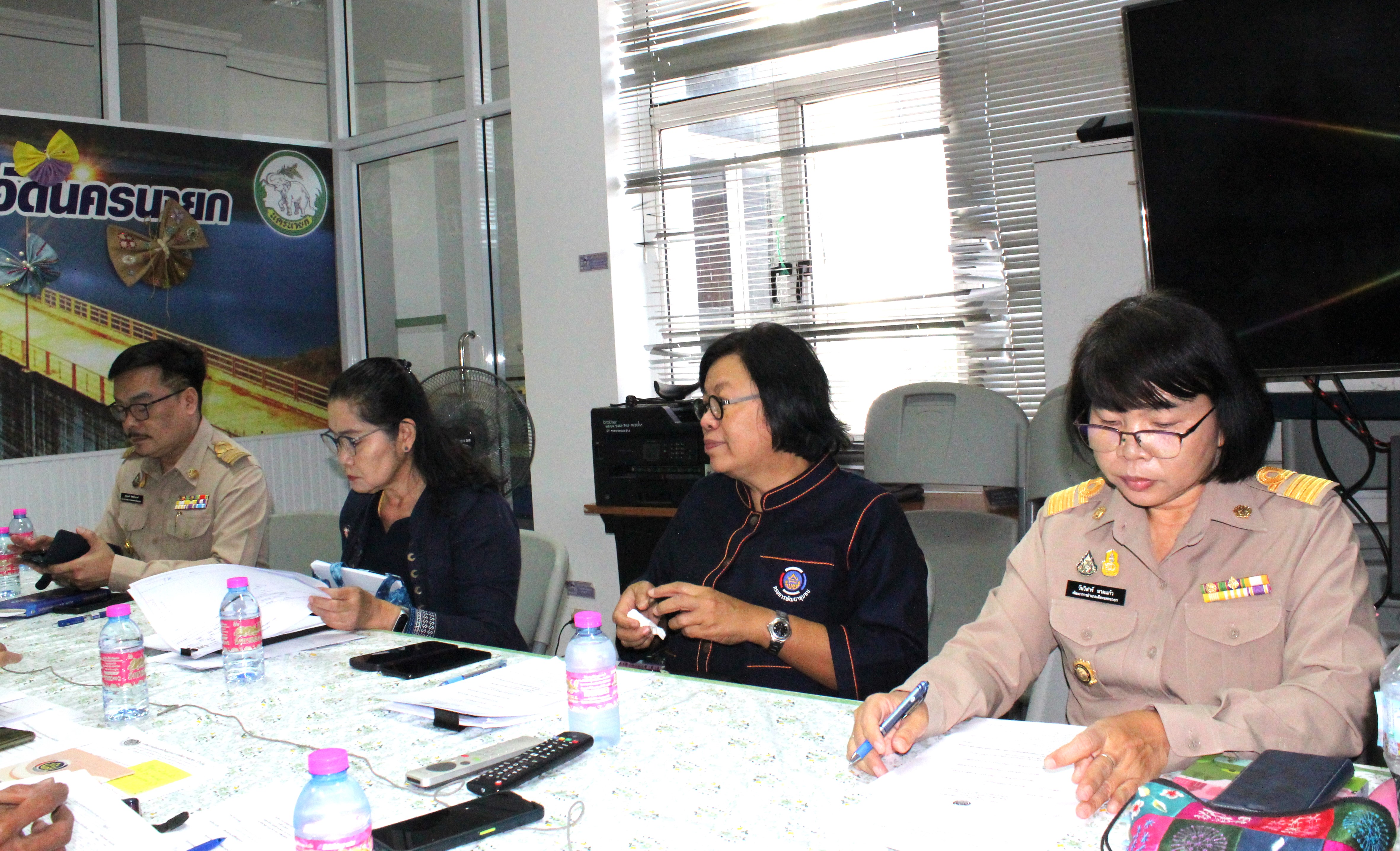 …พช.นครนายก นำทีม สพจ./สพอ. เข้าร่วมรับฟังการประชุมกรมการพัฒนาชุมชน ครั้งที่ 10/2566