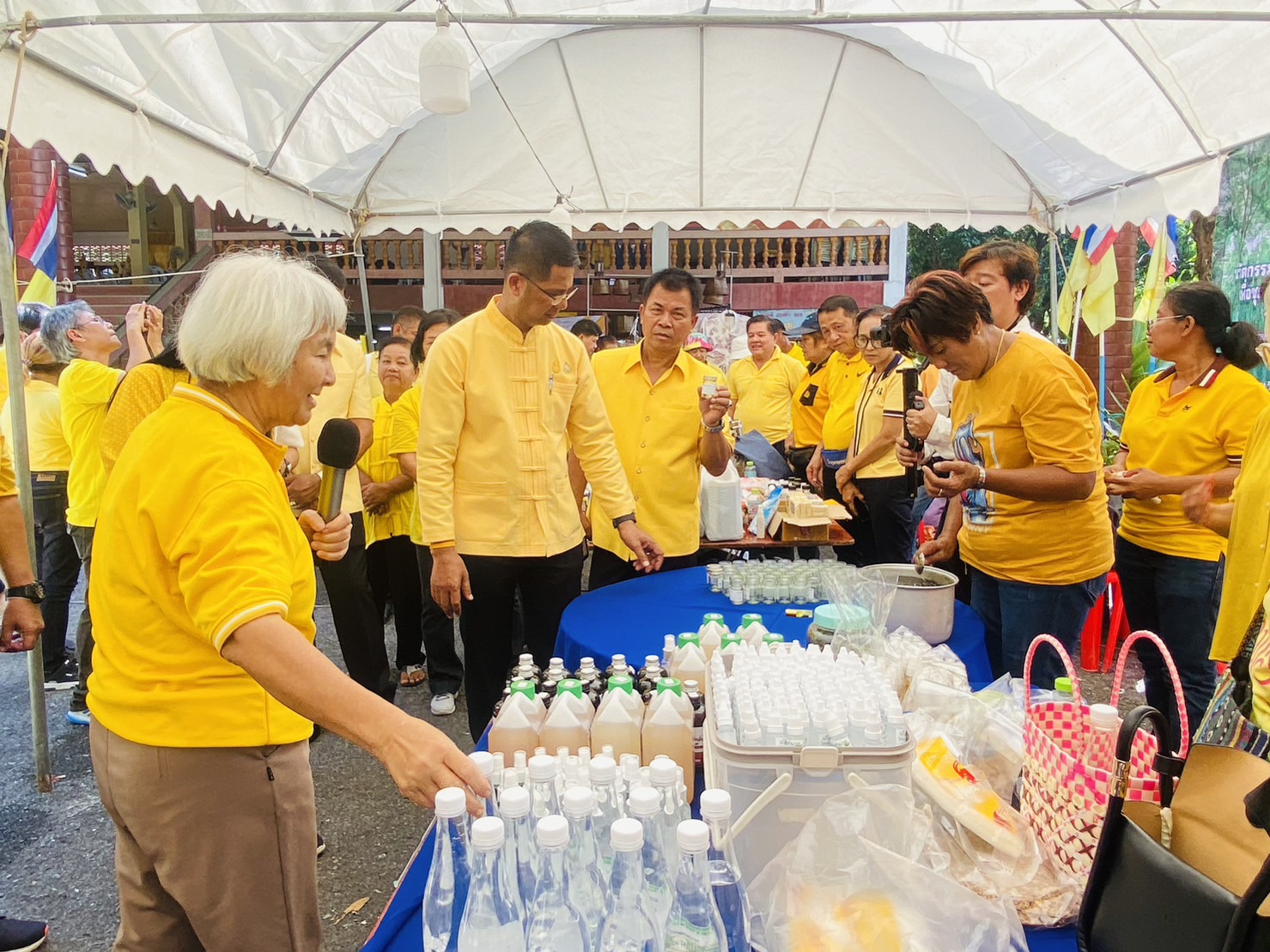 …พช.นครนายก ร่วมพิธีเปิดงานมหกรรมเครือข่ายชุมชนวิถีพอเพียง ภาคกลาง