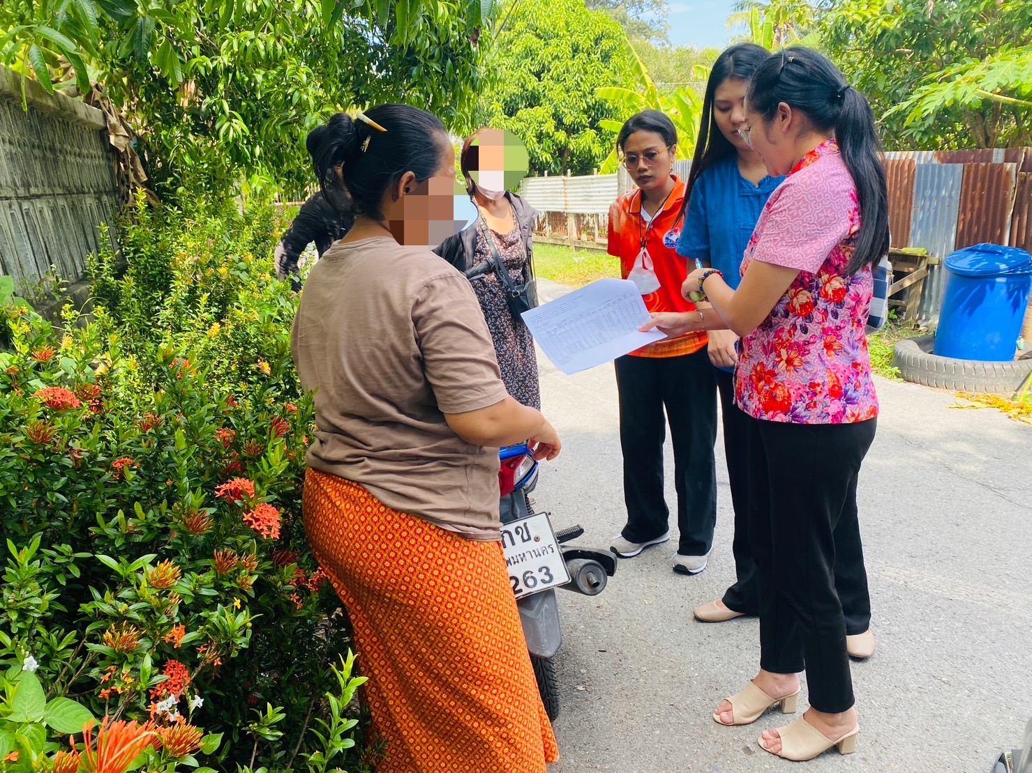 พช.นครนายก ลงพื้นที่ดำเนินงานเพื่อติดตามการยืนยันยอดลูกหนี้เงินทุนหมุนเวียน กองทุนพัฒนาบทบาทสตรี