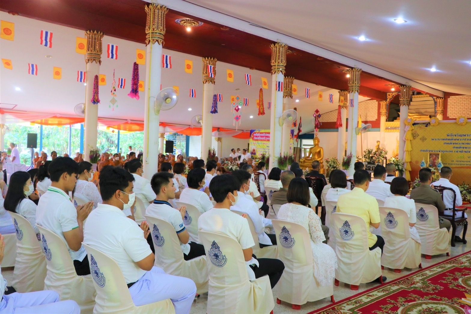 …พช.นครนายก ร่วมพิธีเจริญพระพุทธมนต์เฉลิมพระเกียรติ พระบาทสมเด็จพระเจ้าอยู่หัว สมเด็จพระนางเจ้าสิริกิติ์ พระบรมราชินีนาถ พระบรมราชชนนีพันปีหลวง สมเด็จพระนางเจ้าฯ พระบรมราชินี และสมเด็จพระเจ้าลูกเธอ เจ้าฟ้าพัชรกิติยาภา นเรนทิราเทพยวดี กรมหลวงราชสาริณีสิริพัชร มหาวัชรราชธิดา ประจำปีพุทธศักราช 2566