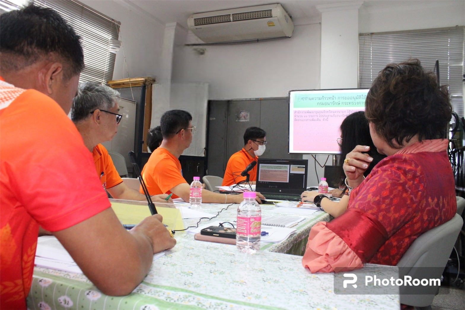 …พช.นครนายก ร่วมรายงานความก้าวหน้าการขับเคลื่อนการจัดทำผังการใช้ประโยชน์ที่ดินแบบรูปรายการและประมาณการราคา ในพื้นที่จังหวัดนำร่องการขับเคลื่อนเขตพัฒนาเศรษฐกิจพอเพียง (SEDZ) ด้วยโมเดลเศรษฐกิจใหม่ ในพื้นที่จังหวัดนครนายก