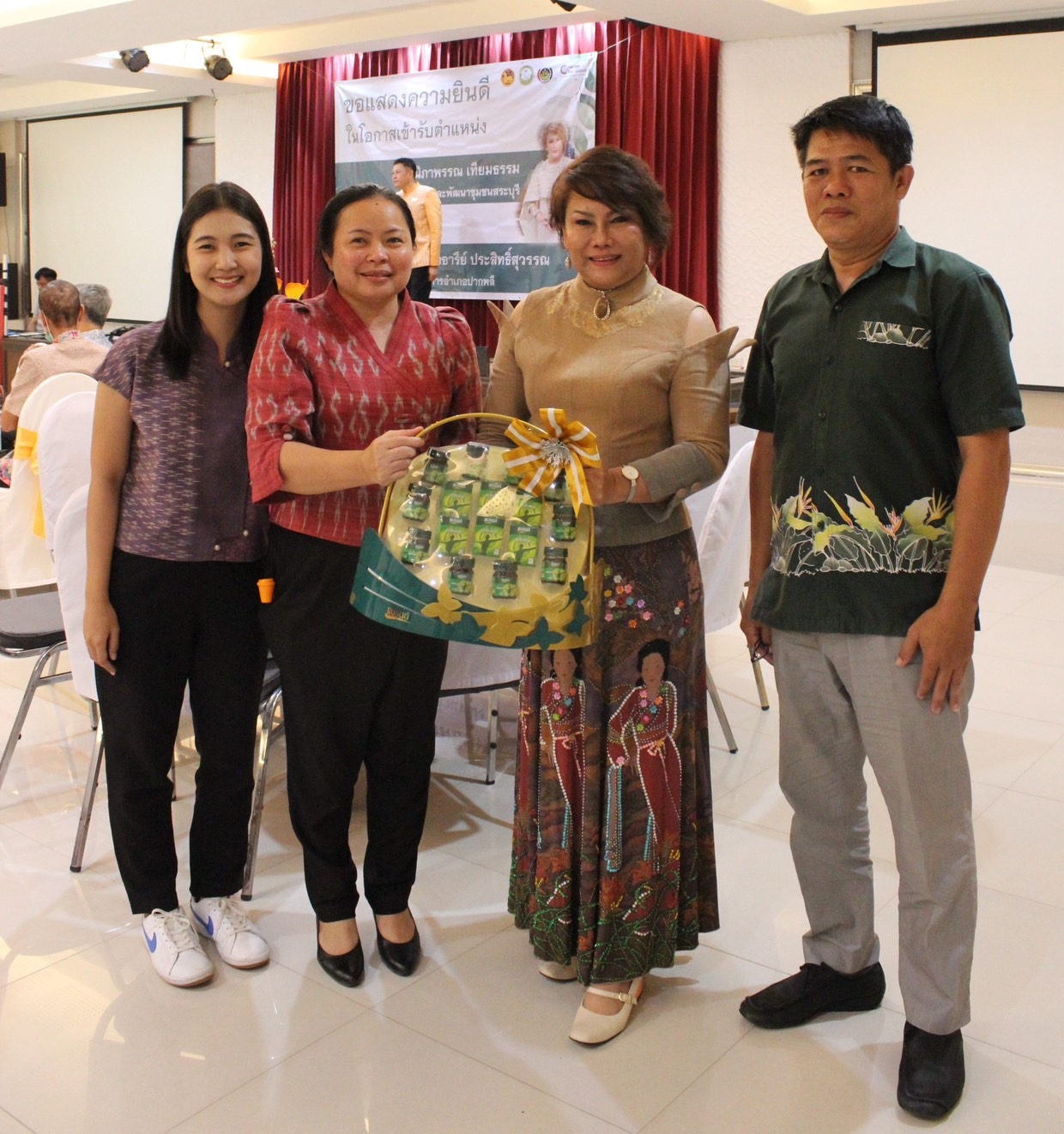 …พช.นครนายก ร่วมแสดงความยินดีกับข้าราชการที่ได้รับการแต่งตั้ง