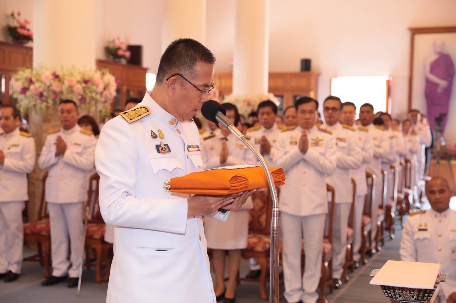 …พช.นครนายก ร่วมพิธีถวายผ้าพระกฐินพระราชทานกรมการพัฒนาชุมชน ประจำปีพุทธศักราช 2566