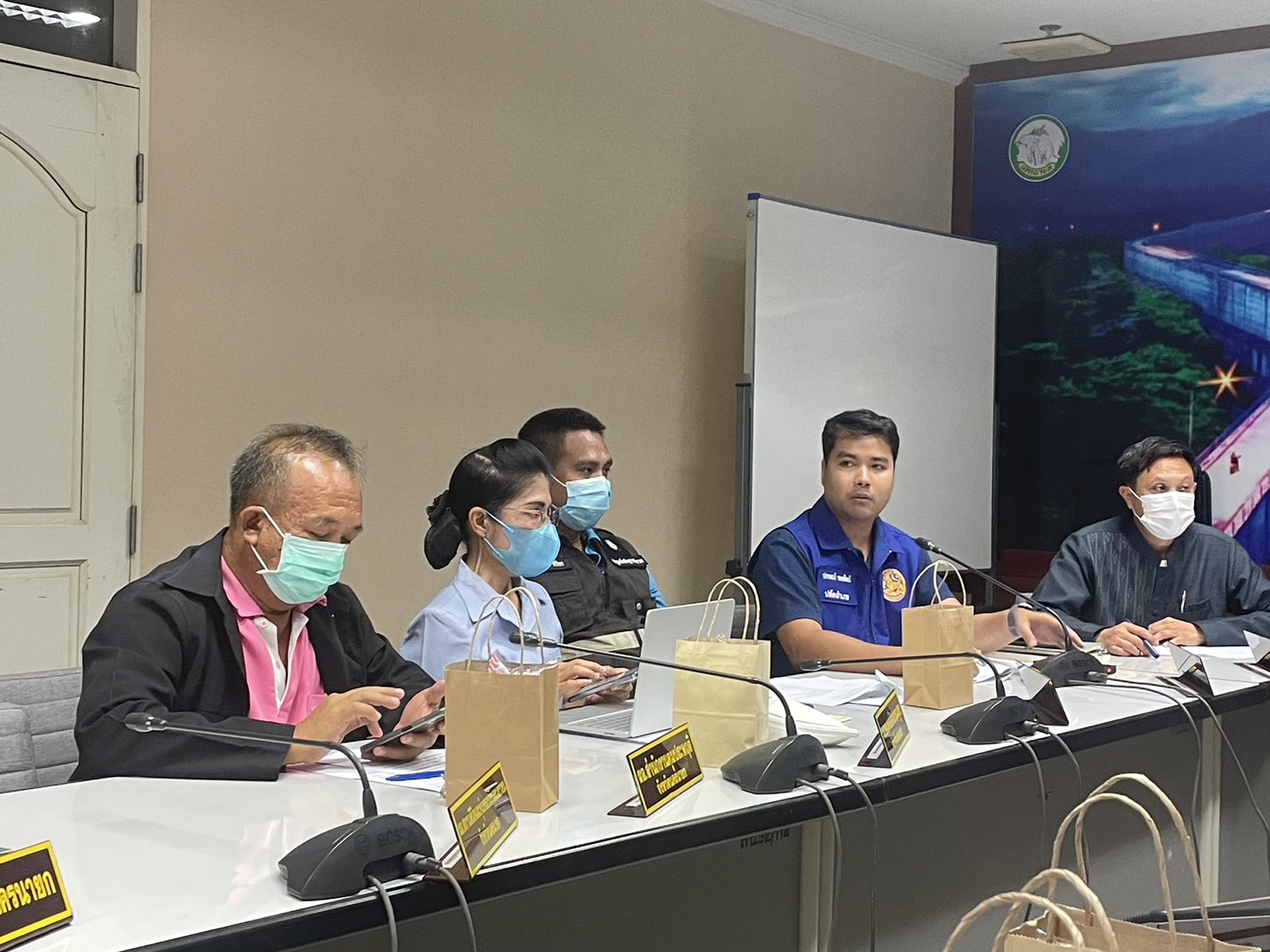 …พช.นครนายก ร่วมประชุมคณะทำงานเฝ้าระวังปัญหายาเสพติด (โต๊ะข่าว)