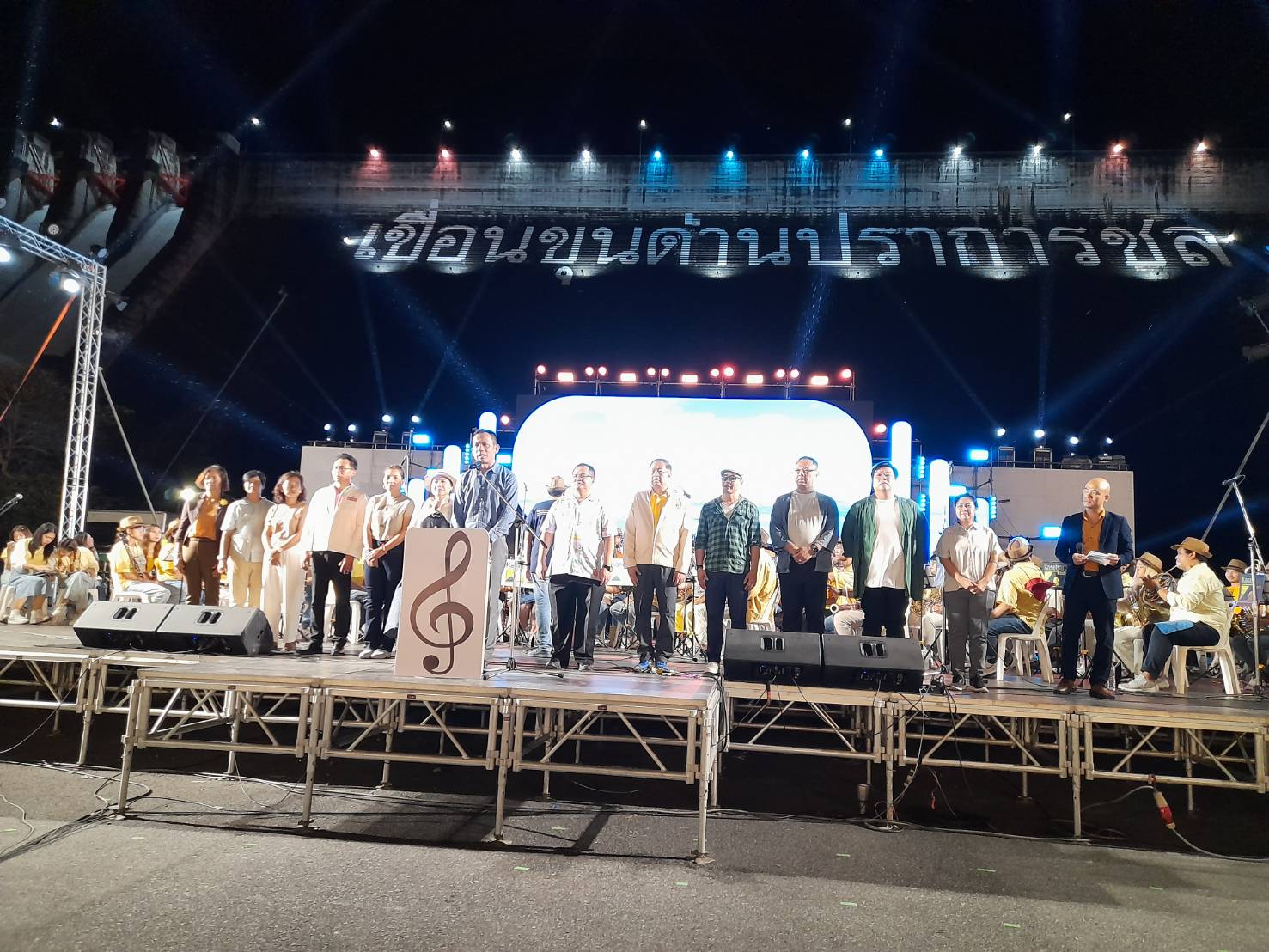 …พช.นครนายก ร่วมพิธีเปิดงาน “ฟังเพลงพ่อ คลอเสียงน้ำ ครั้งที่4”