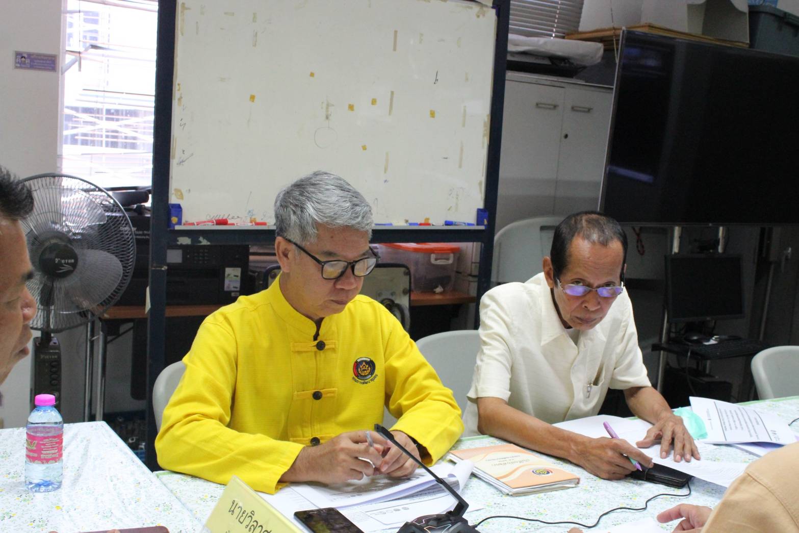 …พช.นครนายก ร่วมประชุมชี้แจงแนวทางการดำเนินงานภารกิจสำคัญที่อธิบดีกรมการพัฒนาชุมชน เน้นย้ำ ไตรมาส 1 (การขจัดความยากจนฯ)