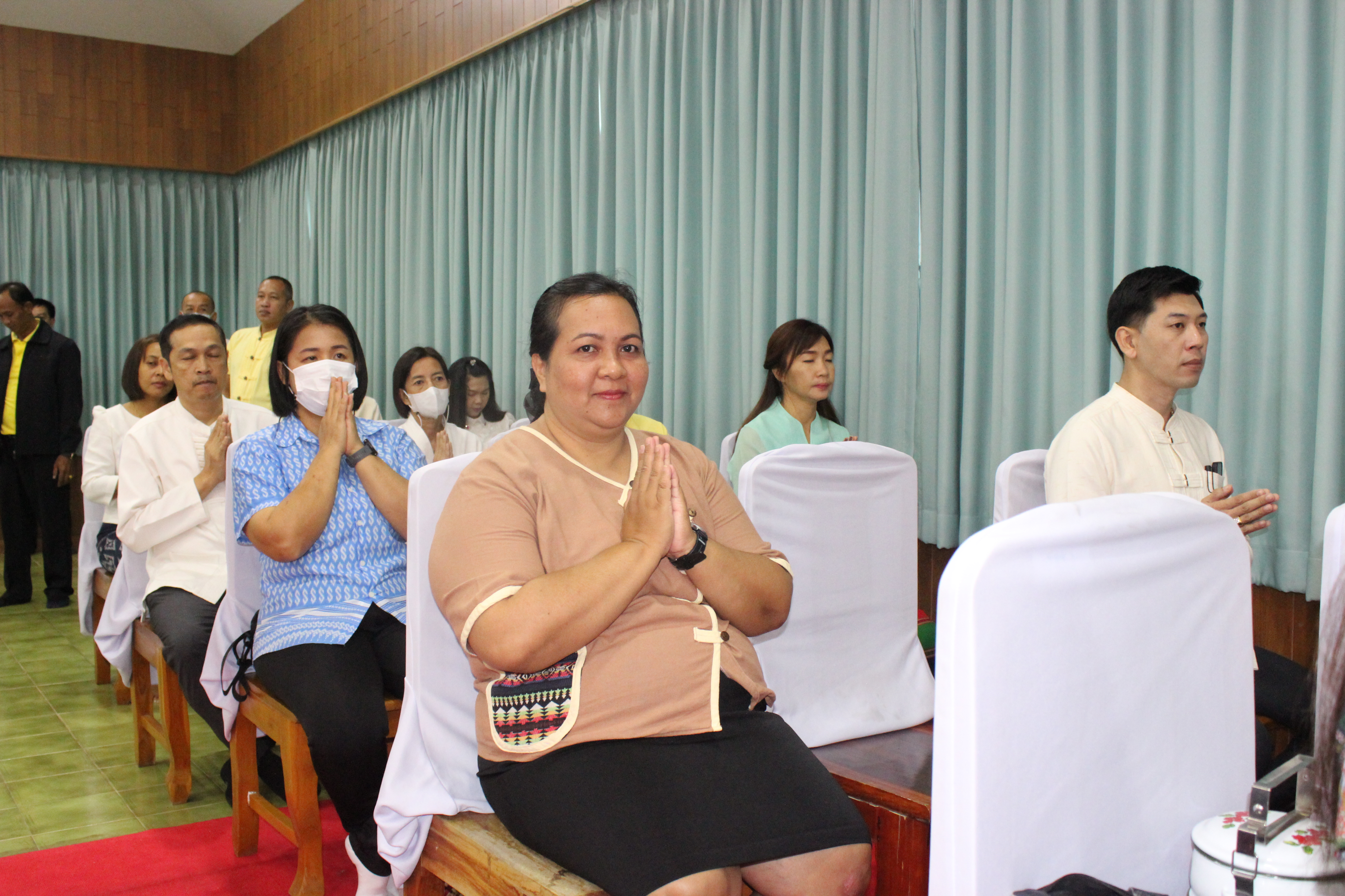 …พช.นครนายก ร่วมกิจกรรม ผู้ว่าฯ พาแต่งกายผ้าไทย หิ้วปิ่นโตเข้าวัด ศรัทธาอิ่มบุญ เกื้อหนุนพระพุทธศาสนา รักษาสิ่งแวดล้อม จังหวัดนครนายก ประจำปีงบประมาณ พ.ศ.2567