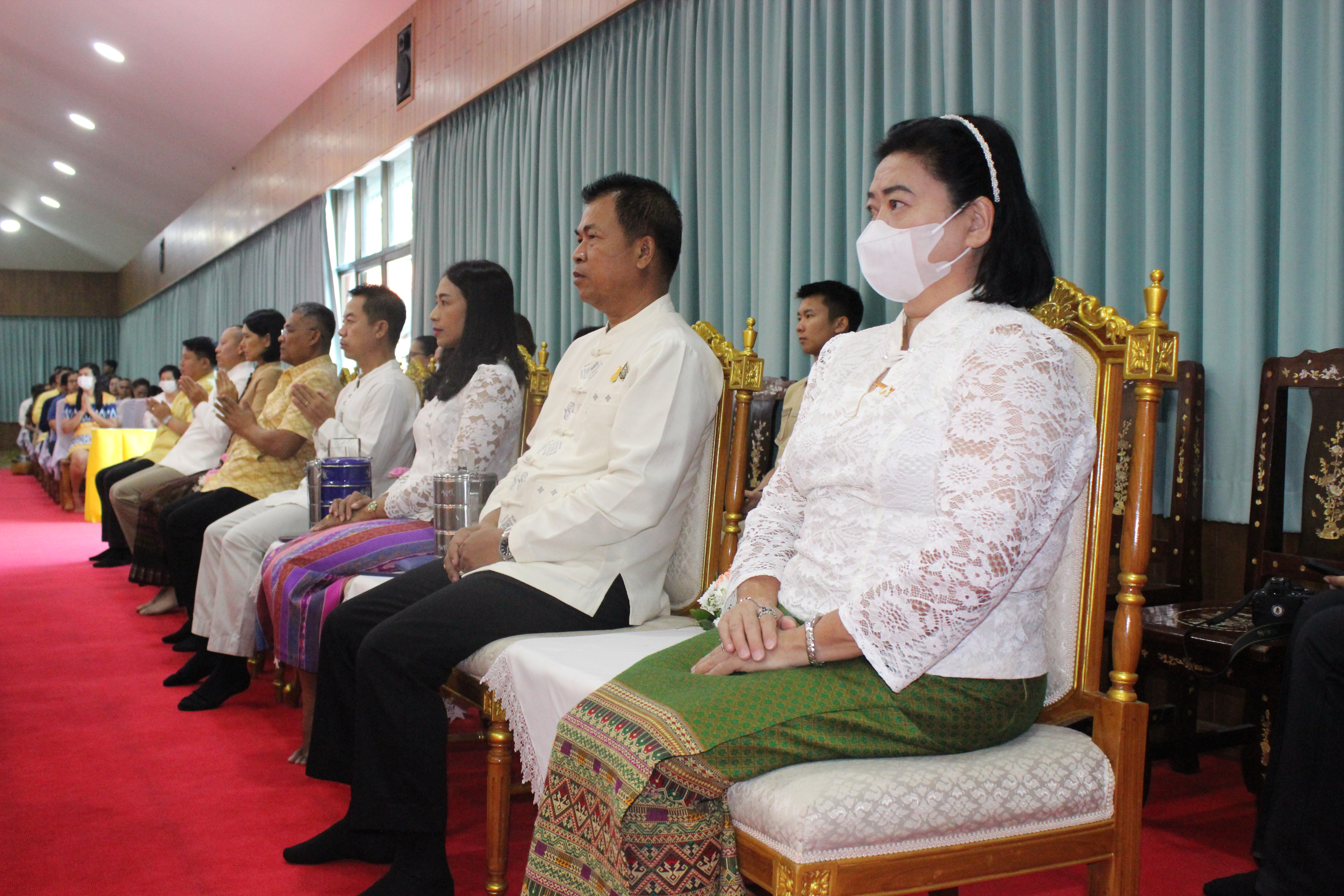 …พช.นครนายก ร่วมกิจกรรม ผู้ว่าฯ พาแต่งกายผ้าไทย หิ้วปิ่นโตเข้าวัด ศรัทธาอิ่มบุญ เกื้อหนุนพระพุทธศาสนา รักษาสิ่งแวดล้อม จังหวัดนครนายก ประจำปีงบประมาณ พ.ศ.2567