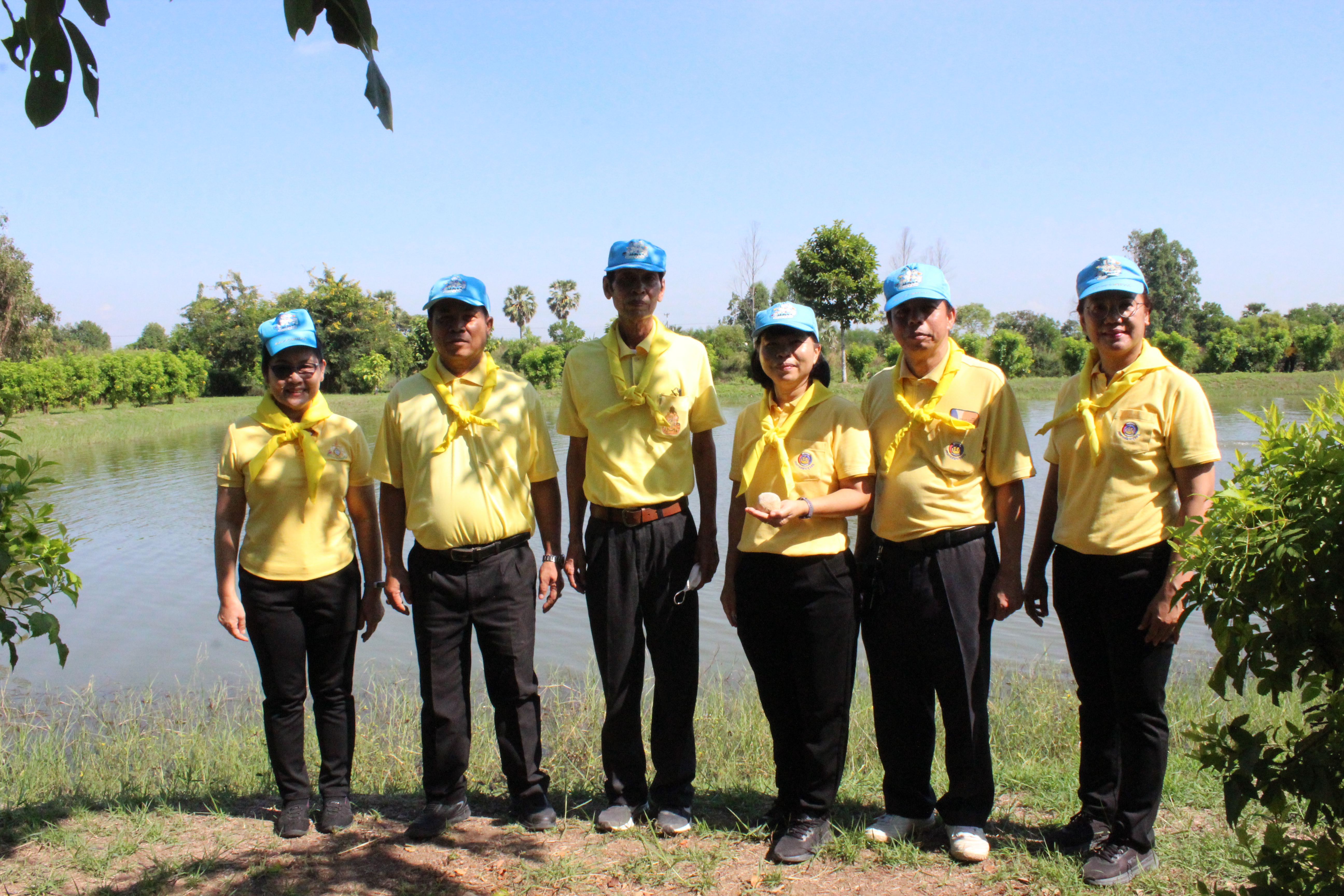 …พช.นครนายก ร่วมพิธีเปิดกิจกรรมจิตอาสา เนื่องในโอกาสวันคล้ายวันพระบรมราชสมภพ พระบาทสมเด็จพระบรมชนกาธิเบศร มหาภูมิพลอดุลยเดชมหาราช บรมนาถบพิตร (วันชาติไทย วันพ่อแห่งชาติ วันดินโลก) 5 ธันวาคม 2566