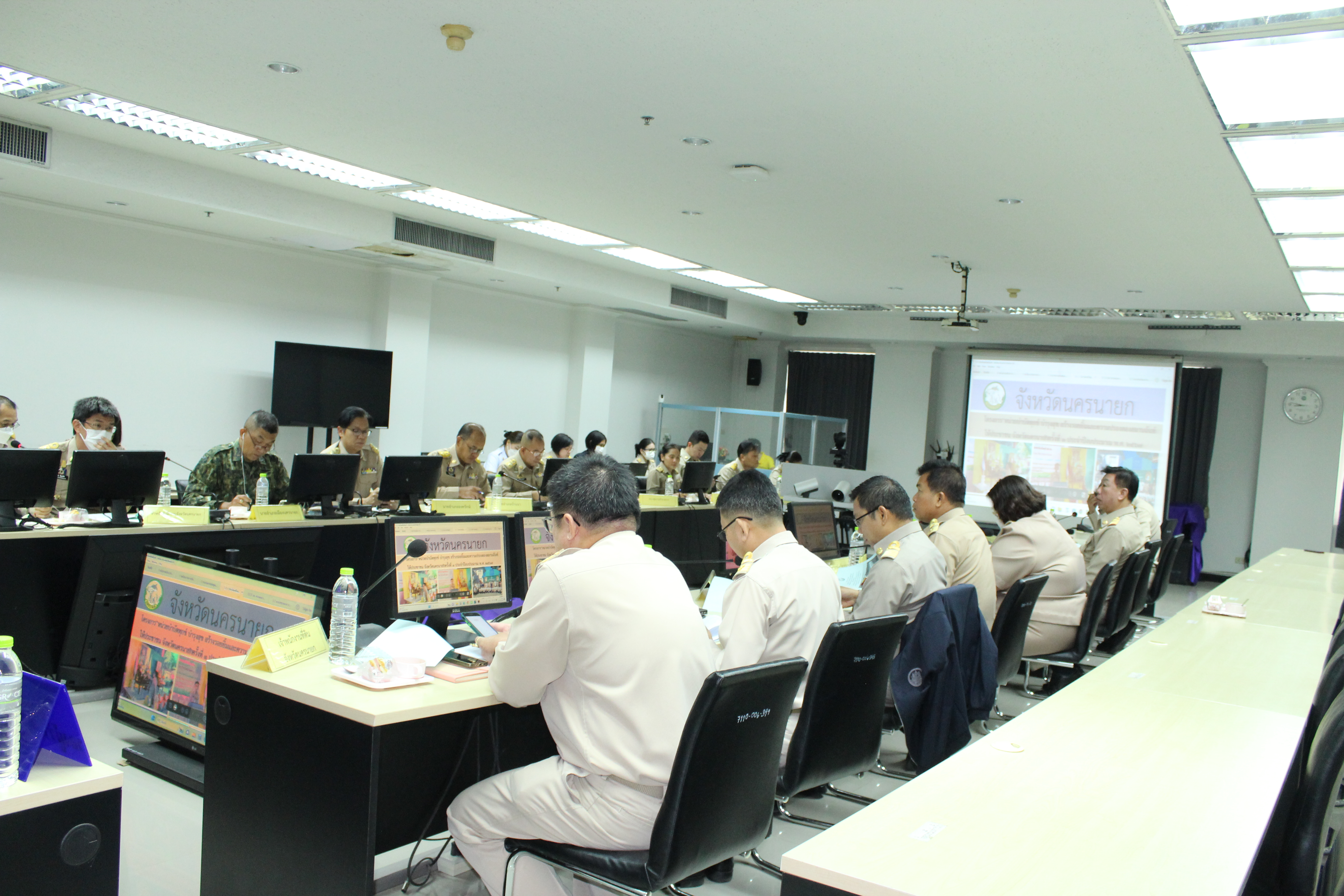 …พช.นครนายก ร่วมประชุมหัวหน้าส่วนราชการ หัวหน้าหน่วยงานรัฐวิสาหกิจ ในสังกัดกระทรวงมหาดไทย ประจำจังหวัดนครนายก ครั้งที่ 12/2566